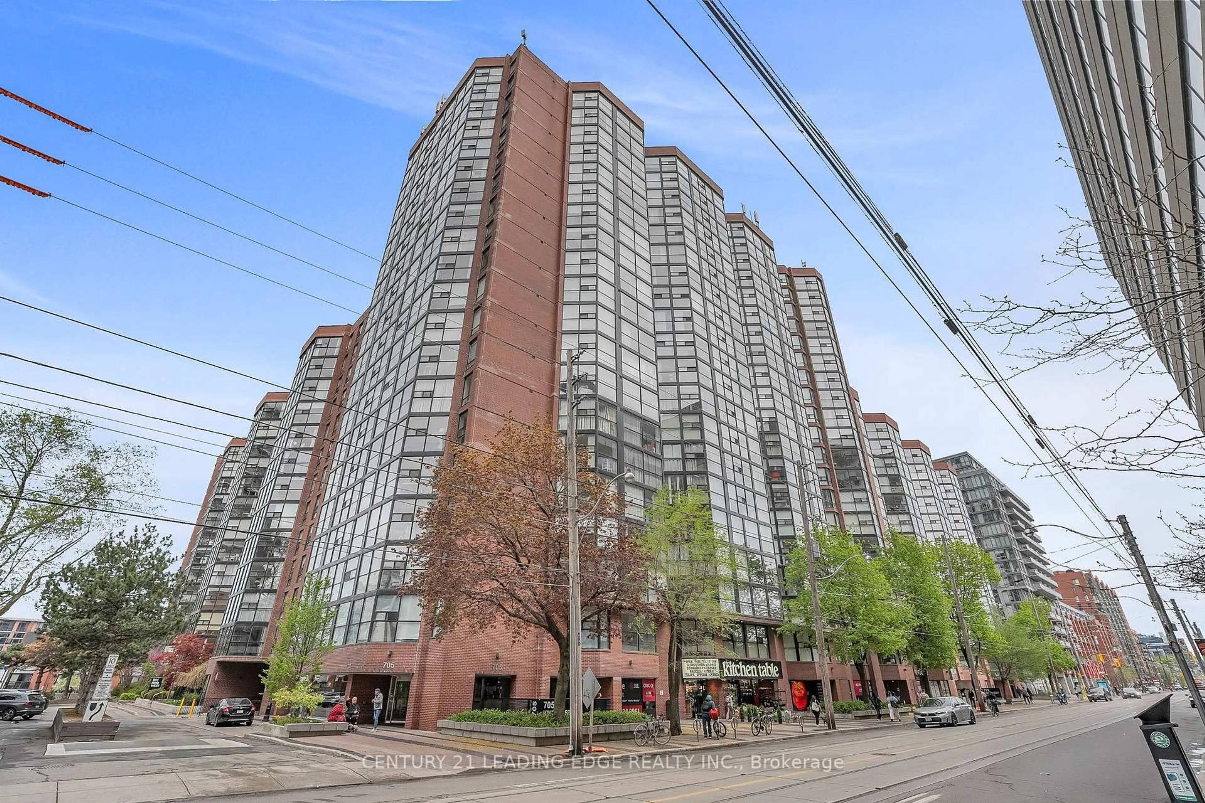 Patio, street for 705 King St #805, Toronto Ontario M5V 2W8
