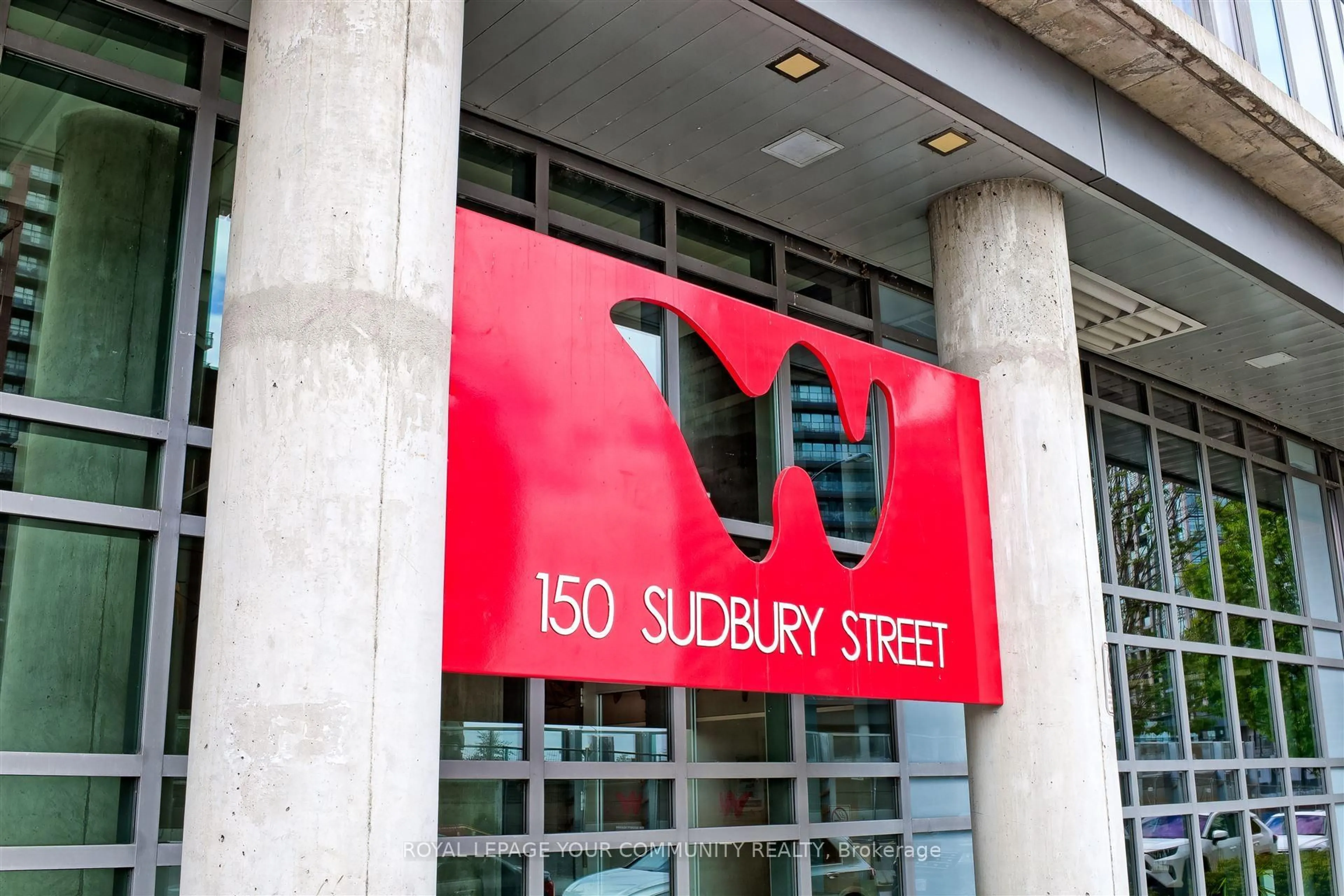 Lobby for 150 Sudbury St #2005, Toronto Ontario M6J 3S8