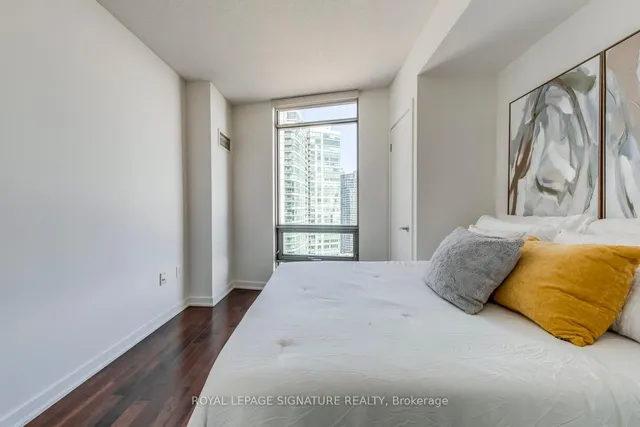 Additional property image - 3 Navy Wharf Crt Unit 2307