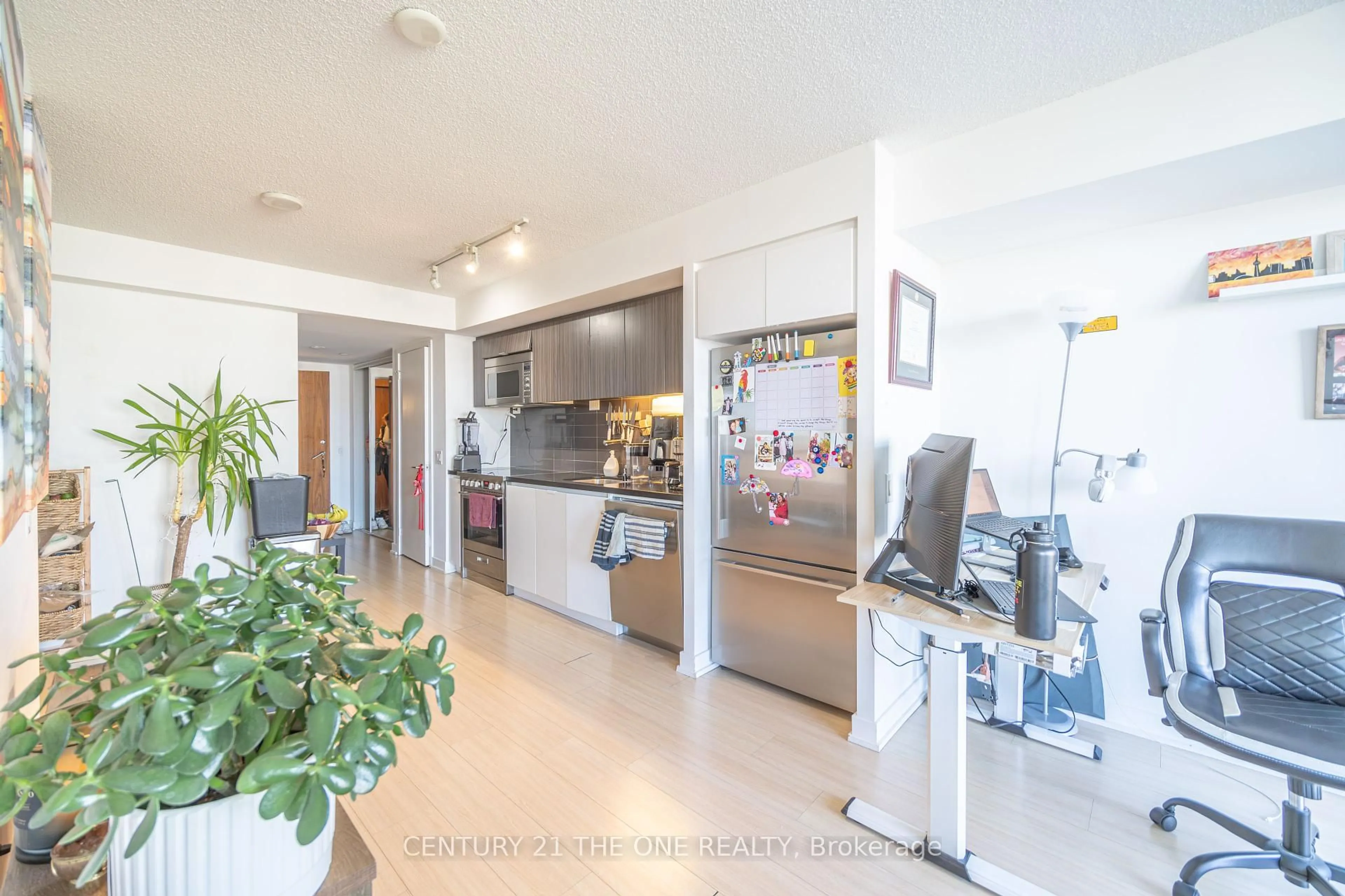 Unknown for 75 Queens Wharf Rd #1003, Toronto Ontario M5V 0J8