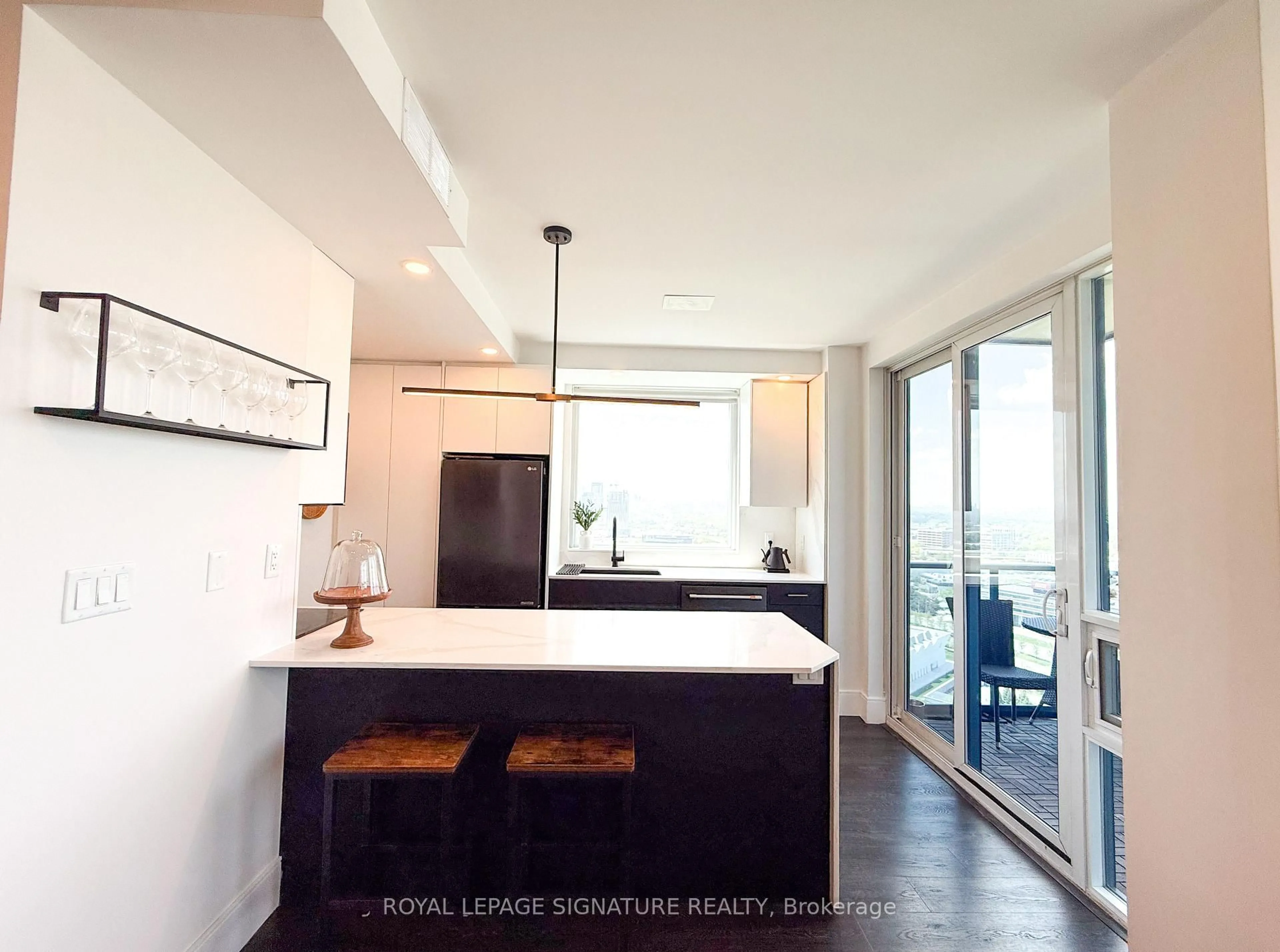 Open concept kitchen, unknown for 181 Wynford Dr #2607, Toronto Ontario M3C 0C6