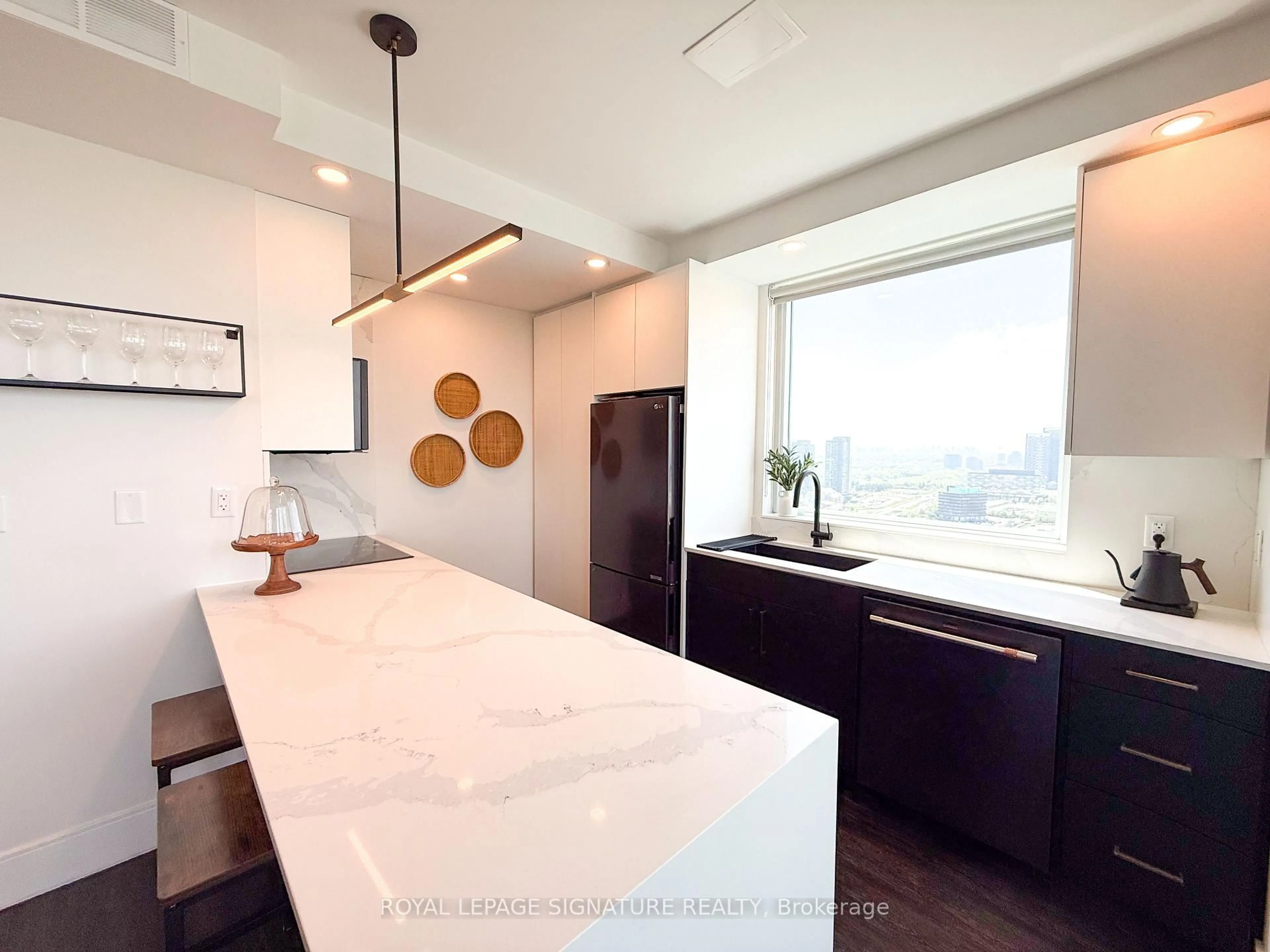 Contemporary kitchen, ceramic/tile floor for 181 Wynford Dr #2607, Toronto Ontario M3C 0C6