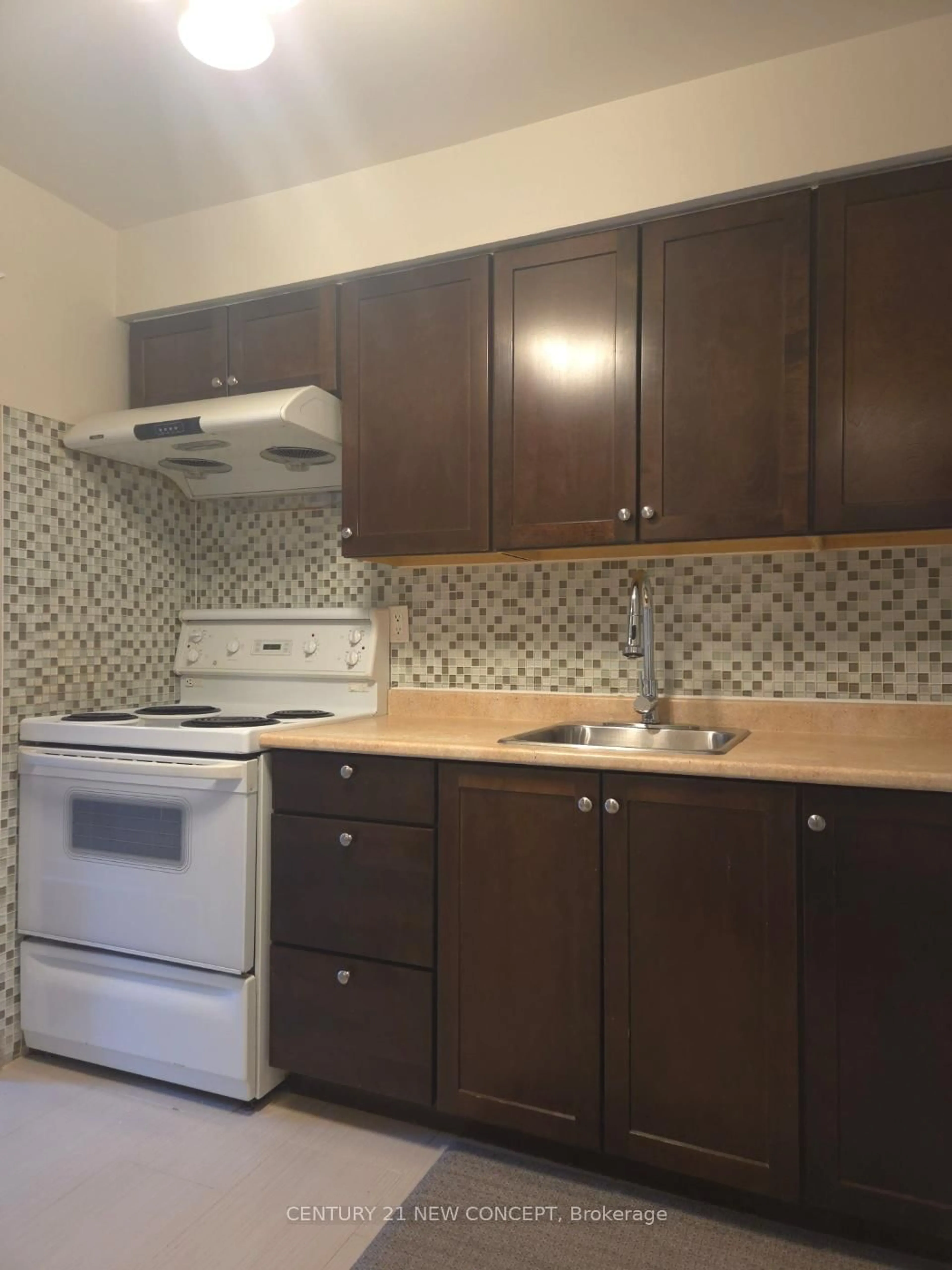 Standard kitchen, unknown for 165 Cherokee Blvd #136, Toronto Ontario M2J 4T7
