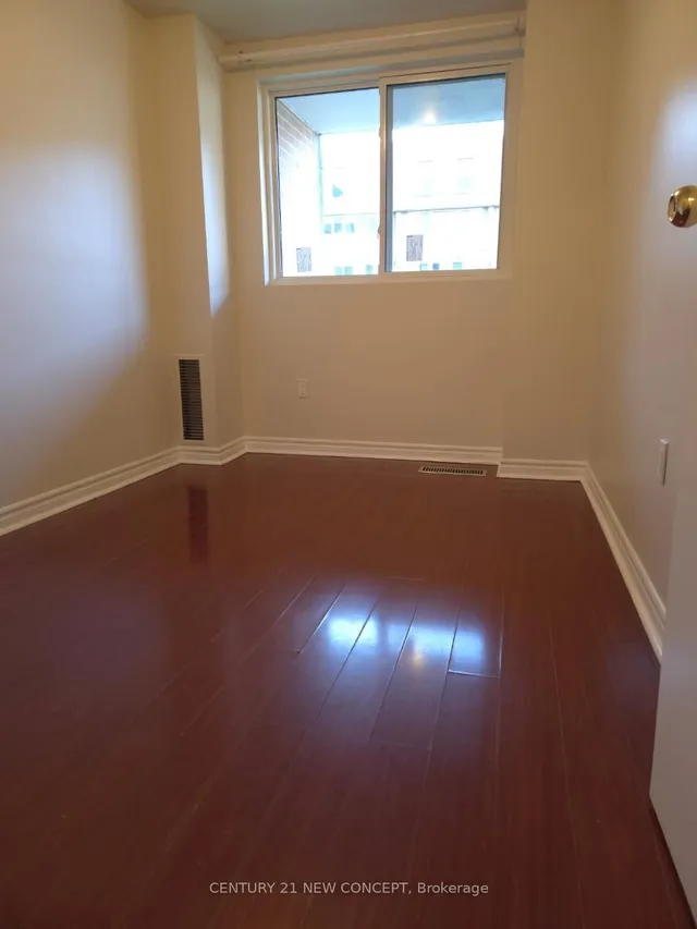 Additional property image - 165 Cherokee Blvd Unit 136