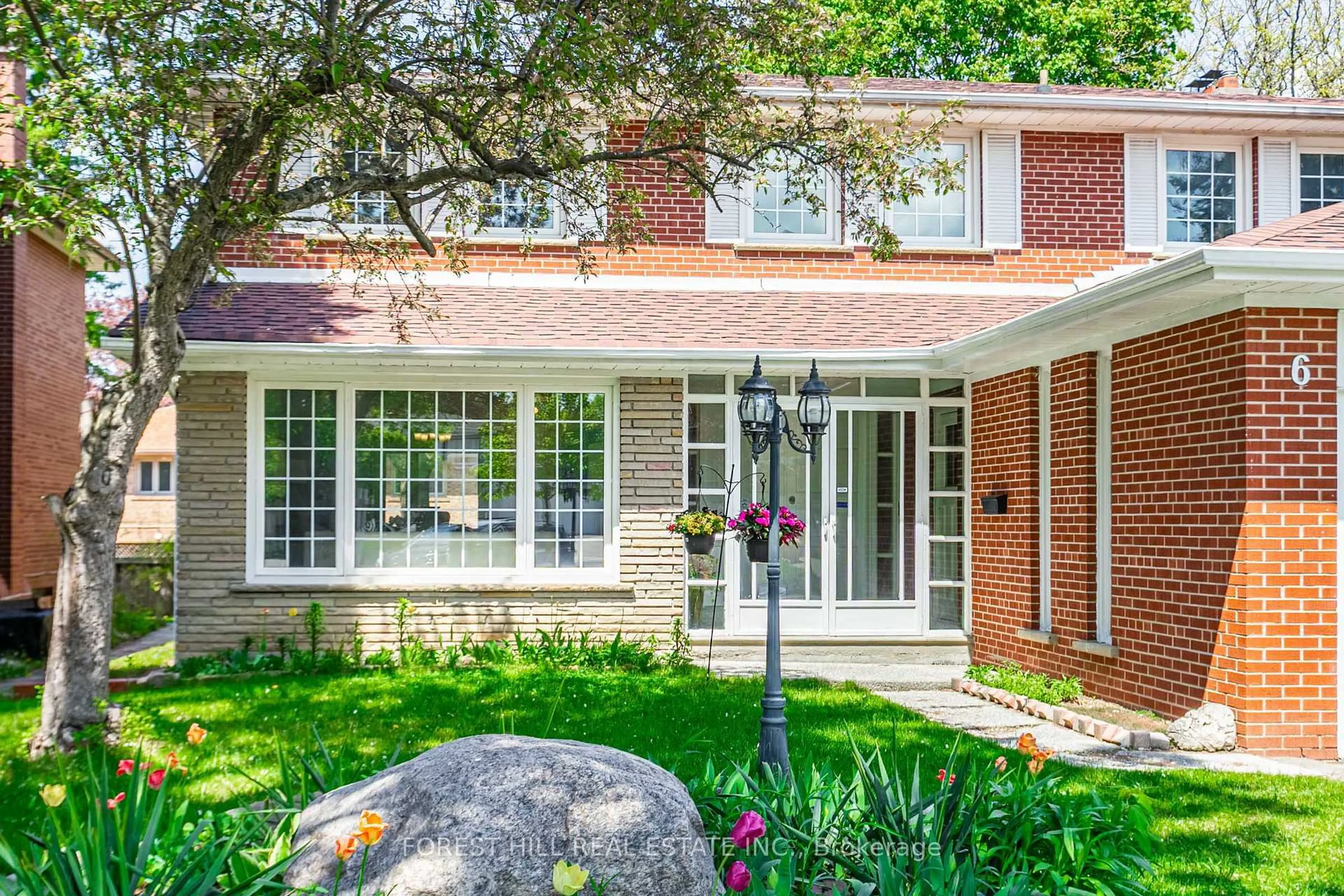 Home with brick exterior material, street for 6 Centurion Crt, Toronto Ontario M2K 2N4