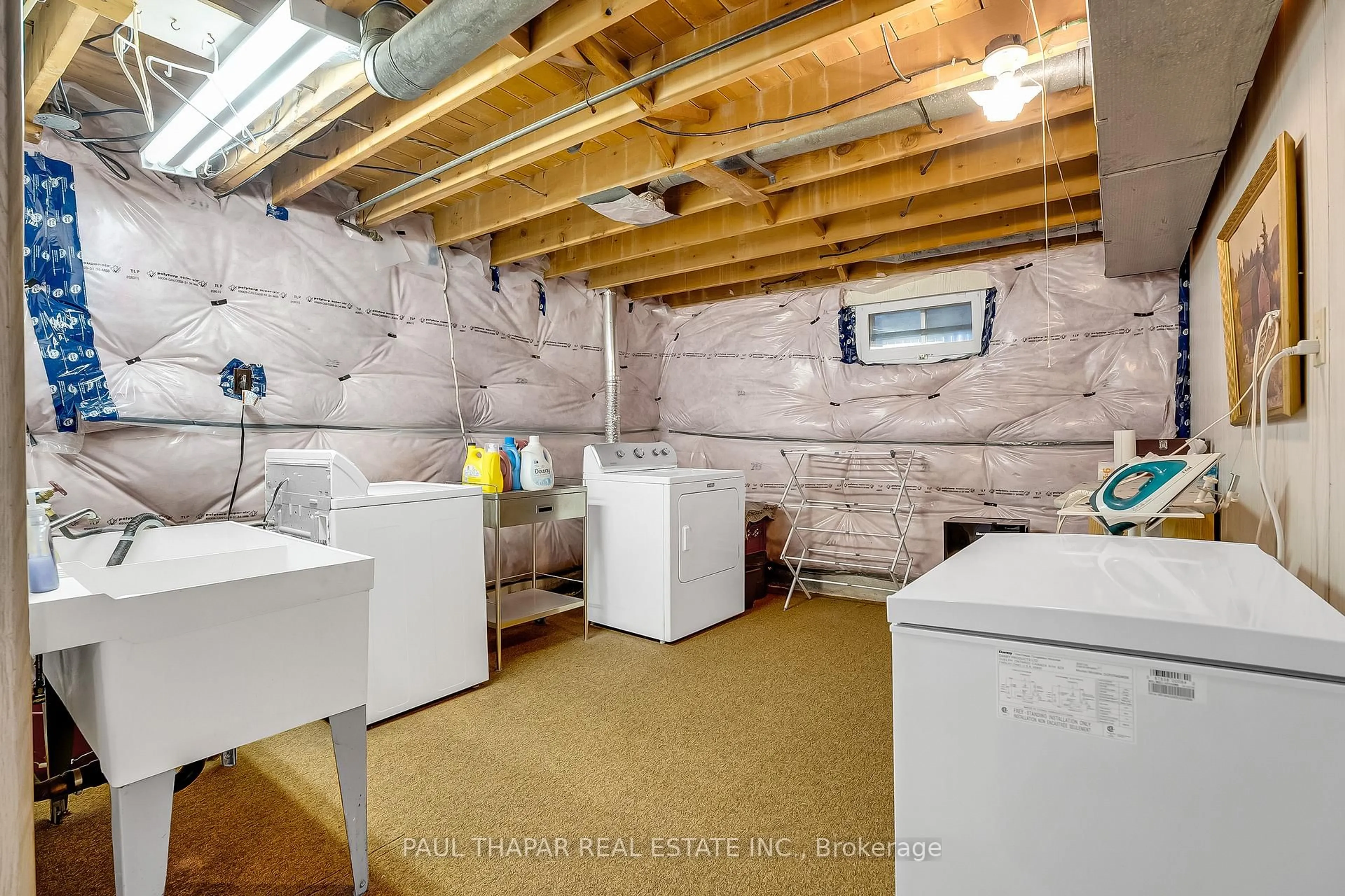 Laundry room for 64 Grove Park Cres, Toronto Ontario M2J 2C8