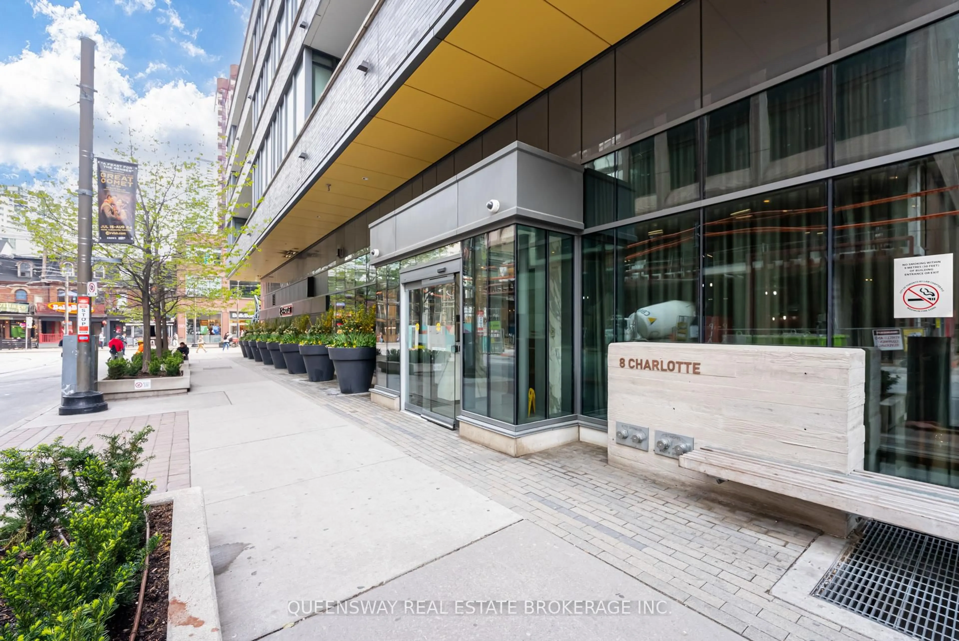 Patio, street for 8 Charlotte St #509, Toronto Ontario M5V 0K4