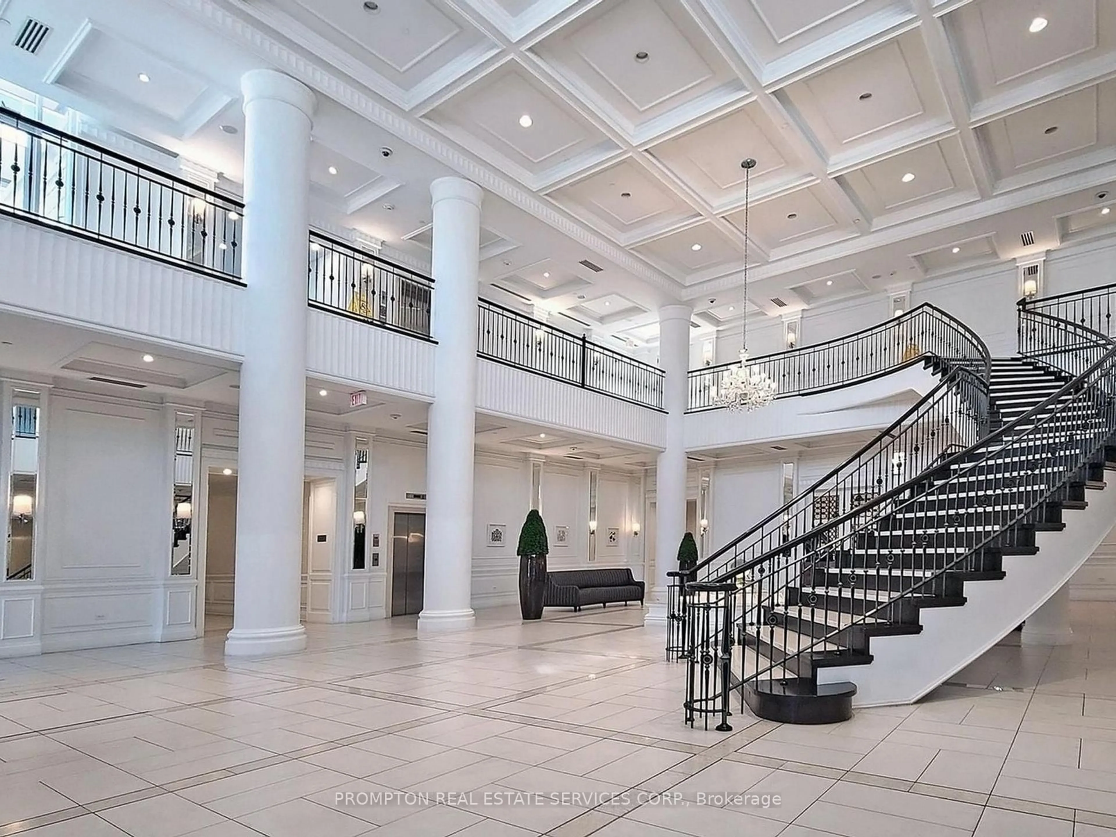 Indoor foyer for 15 Greenview Ave #2811, Toronto Ontario M2M 4M7