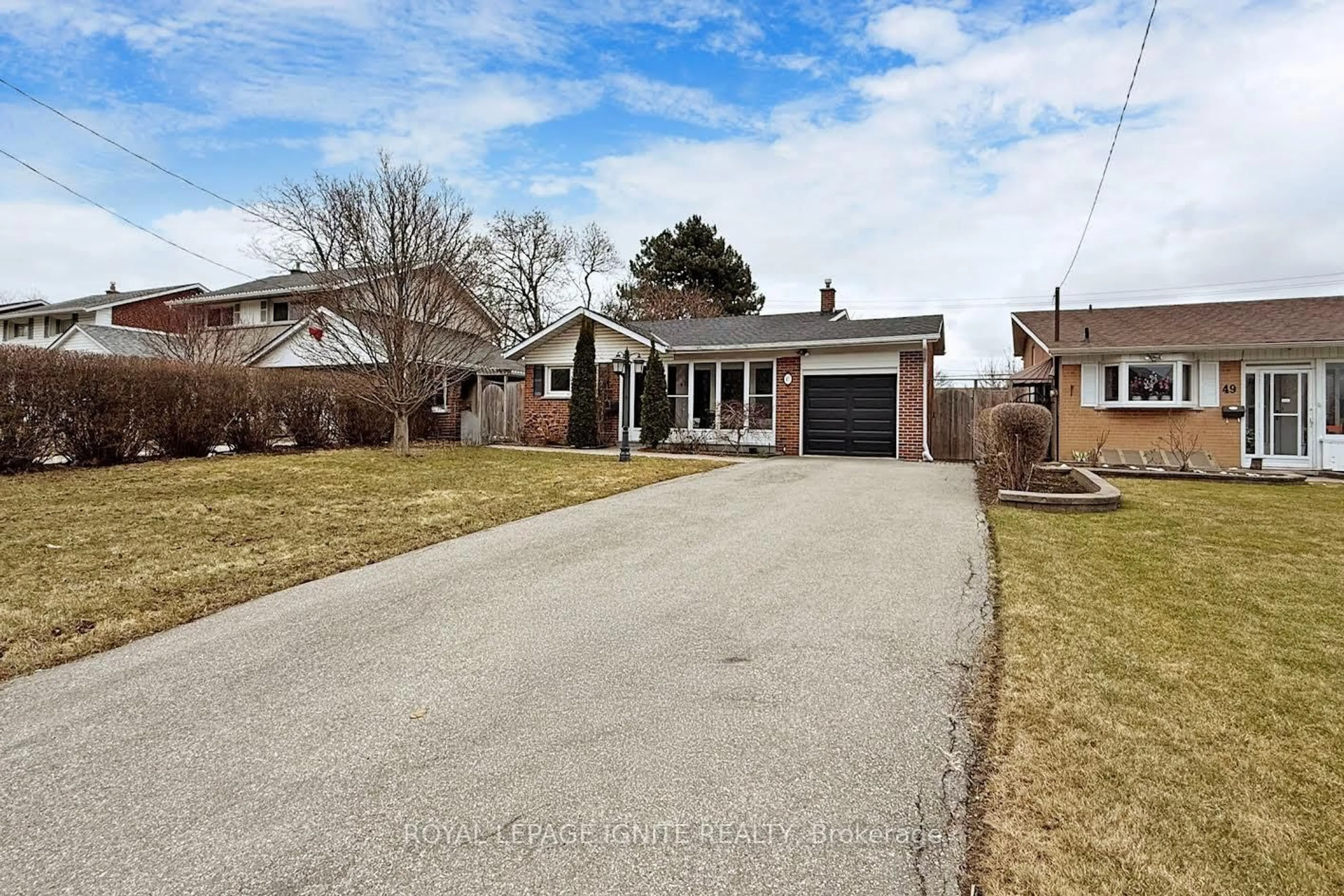 Home with brick exterior material, street for 47 Marthclare Ave, Toronto Ontario M3A 1E1