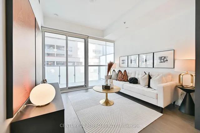 Additional property image - 15 Grenville St Unit 1007