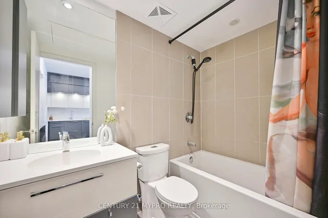 Additional property image - 15 Grenville St Unit 1007