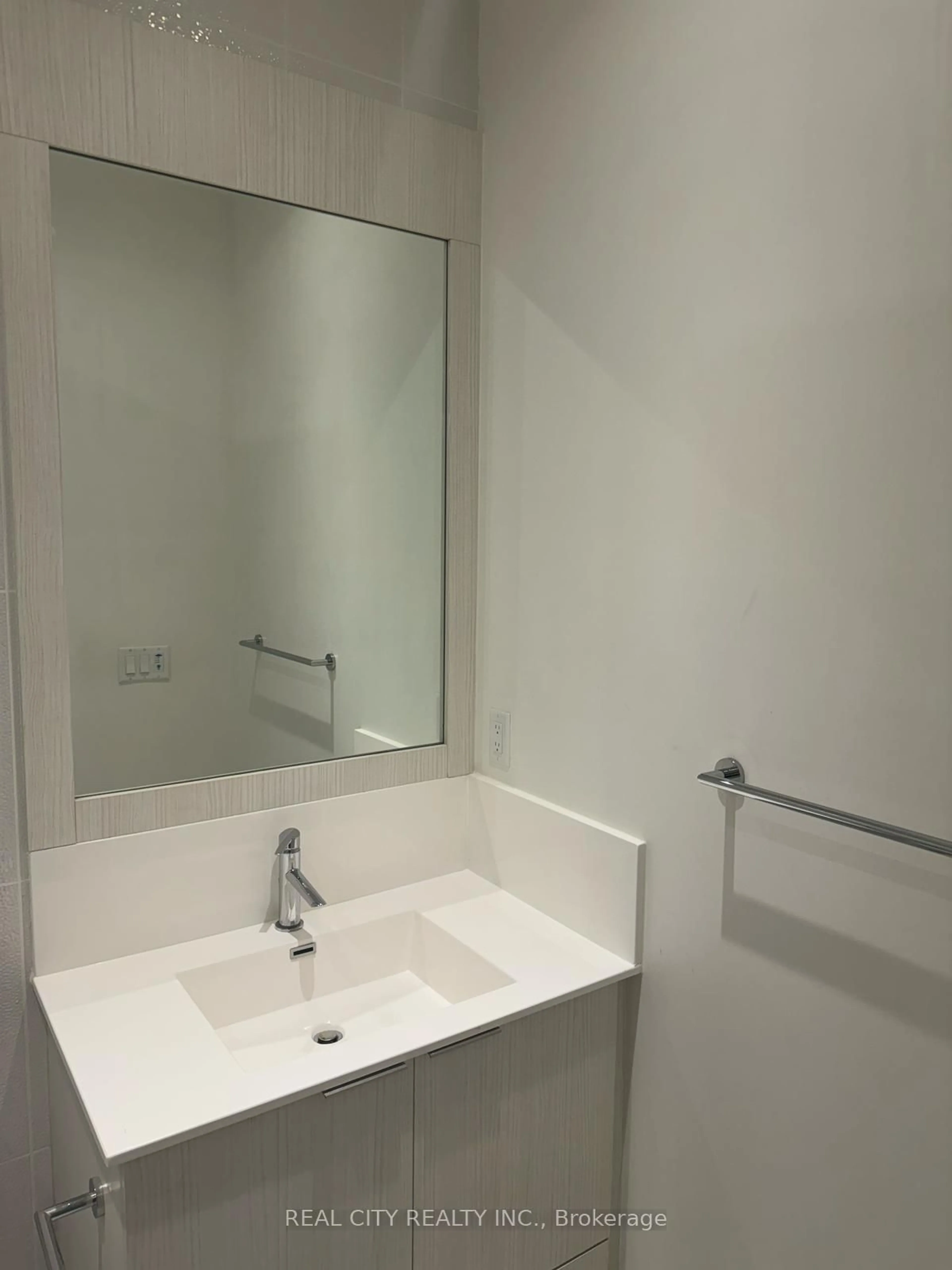 Standard bathroom, unknown for 25 Adra Grado Way #243, Toronto Ontario M2J 0H6