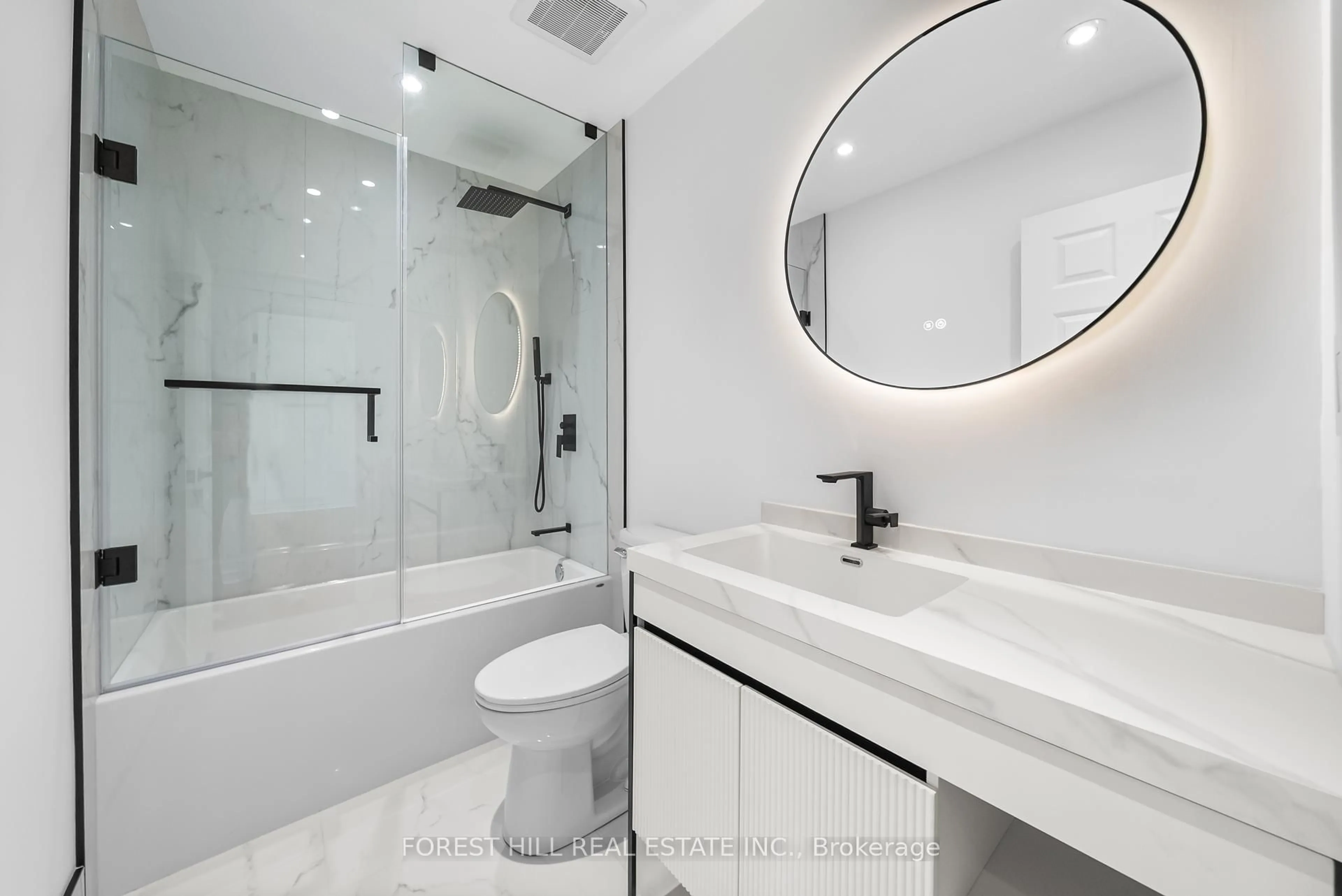 Contemporary bathroom, ceramic/tile floor for 73 CHERYL SHEP Way, Toronto Ontario M2J 4R5