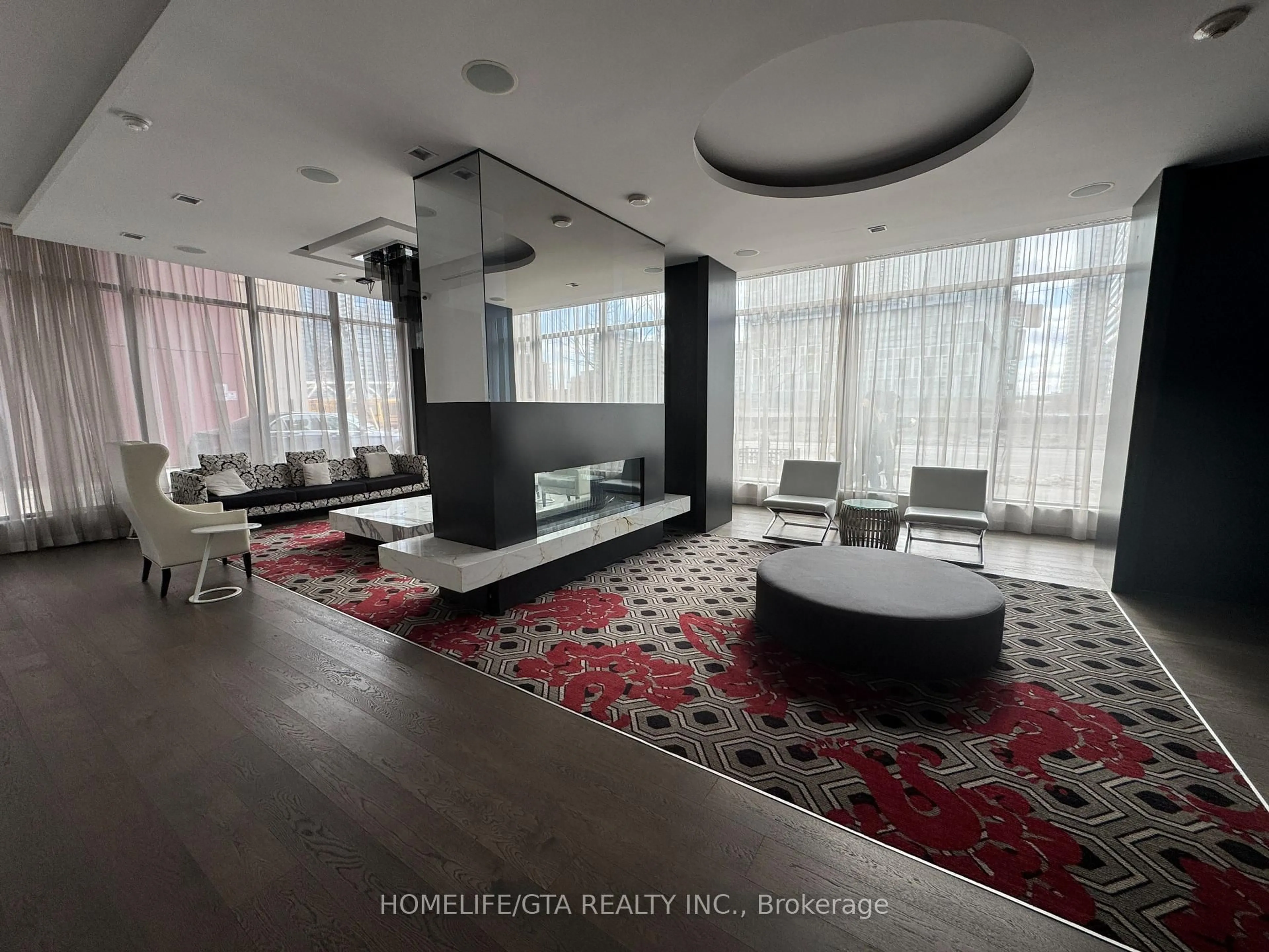 Lobby for 560 Front St #1027, Toronto Ontario M5V 1C1