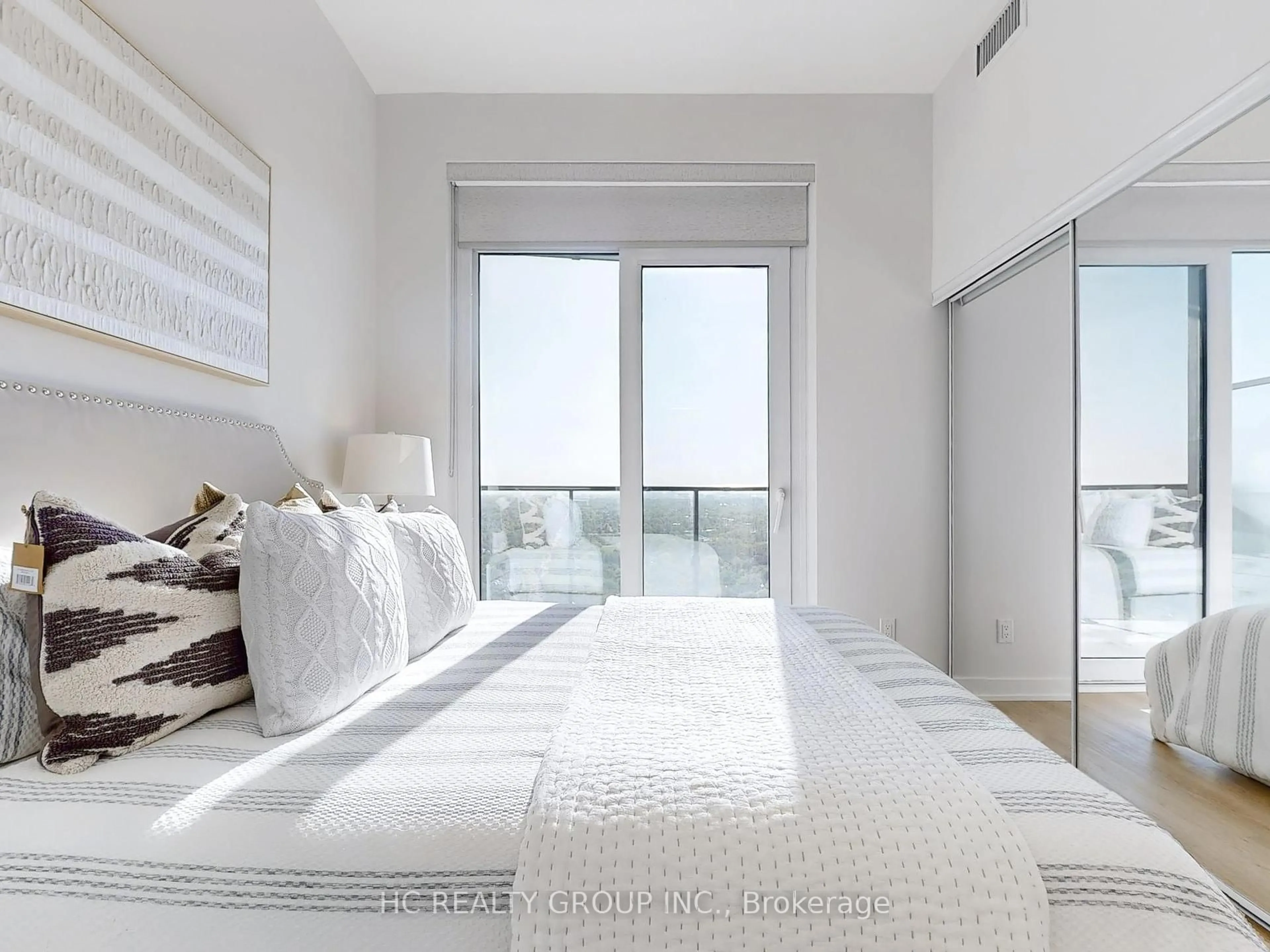 Bedroom with bed, unknown for 15 Ellerslie Ave #LPH08, Toronto Ontario M2N 0L7
