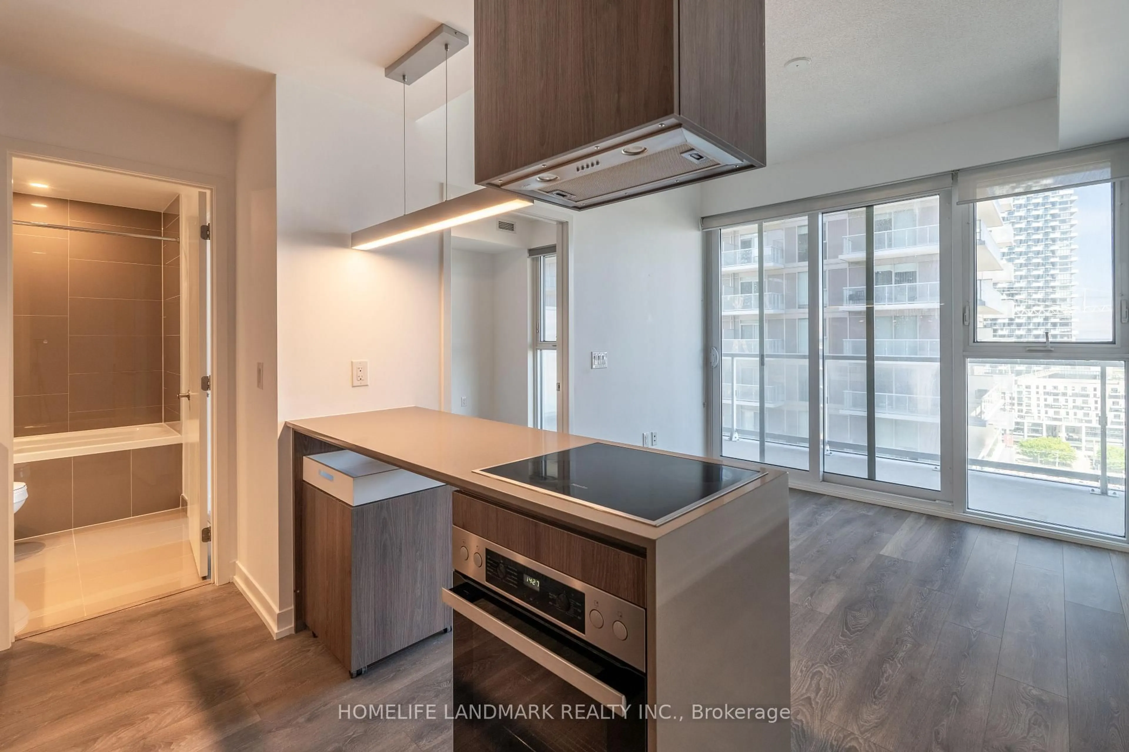 Standard kitchen, unknown for 15 Lower Jarvis St #1501, Toronto Ontario M5E 0C4