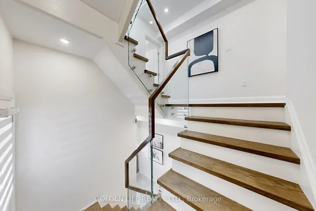 Additional property image - 9 Cobourg Ave