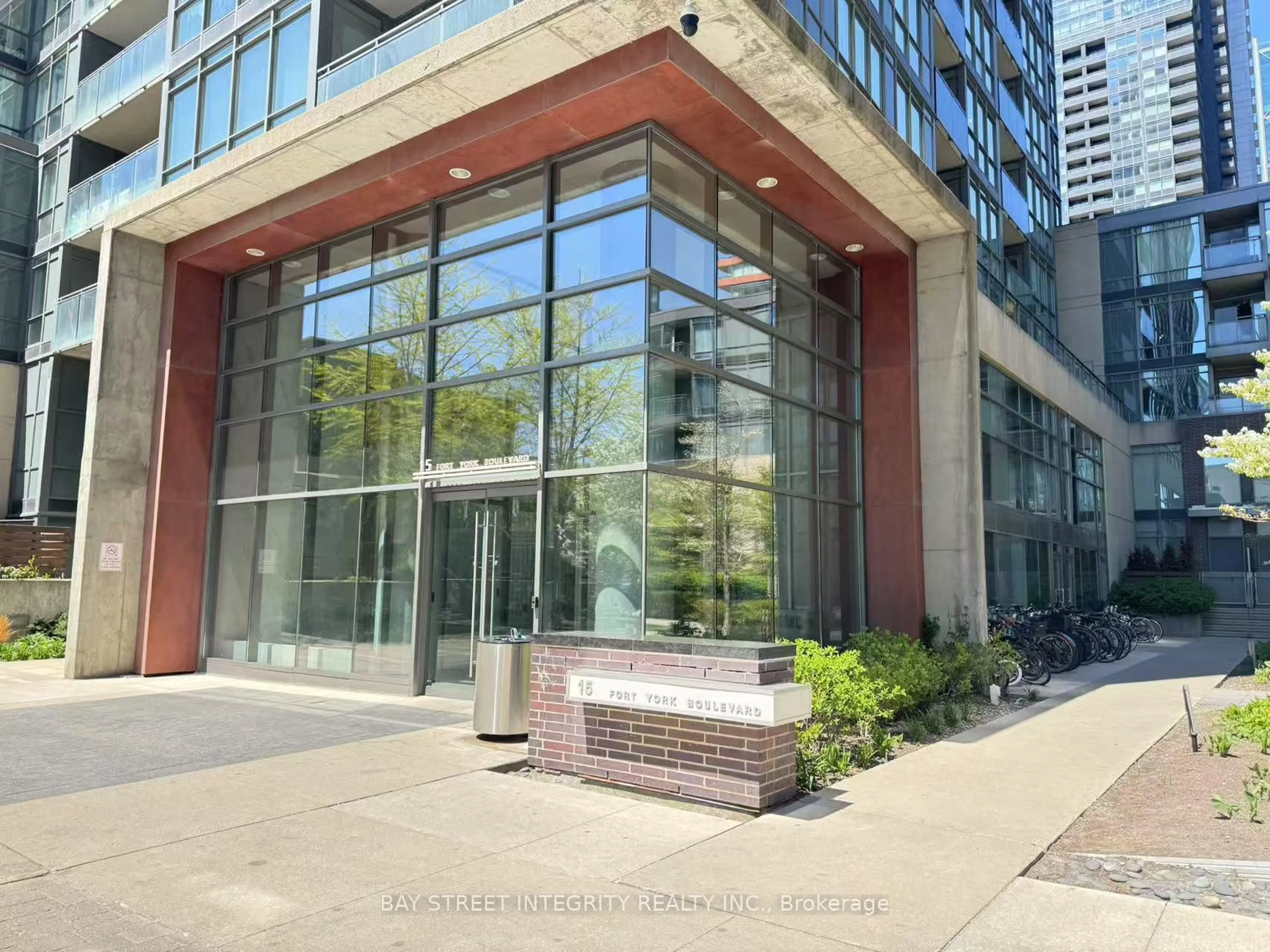 Indoor foyer for 15 Fort York Blvd #3511, Toronto Ontario M5V 3Y4