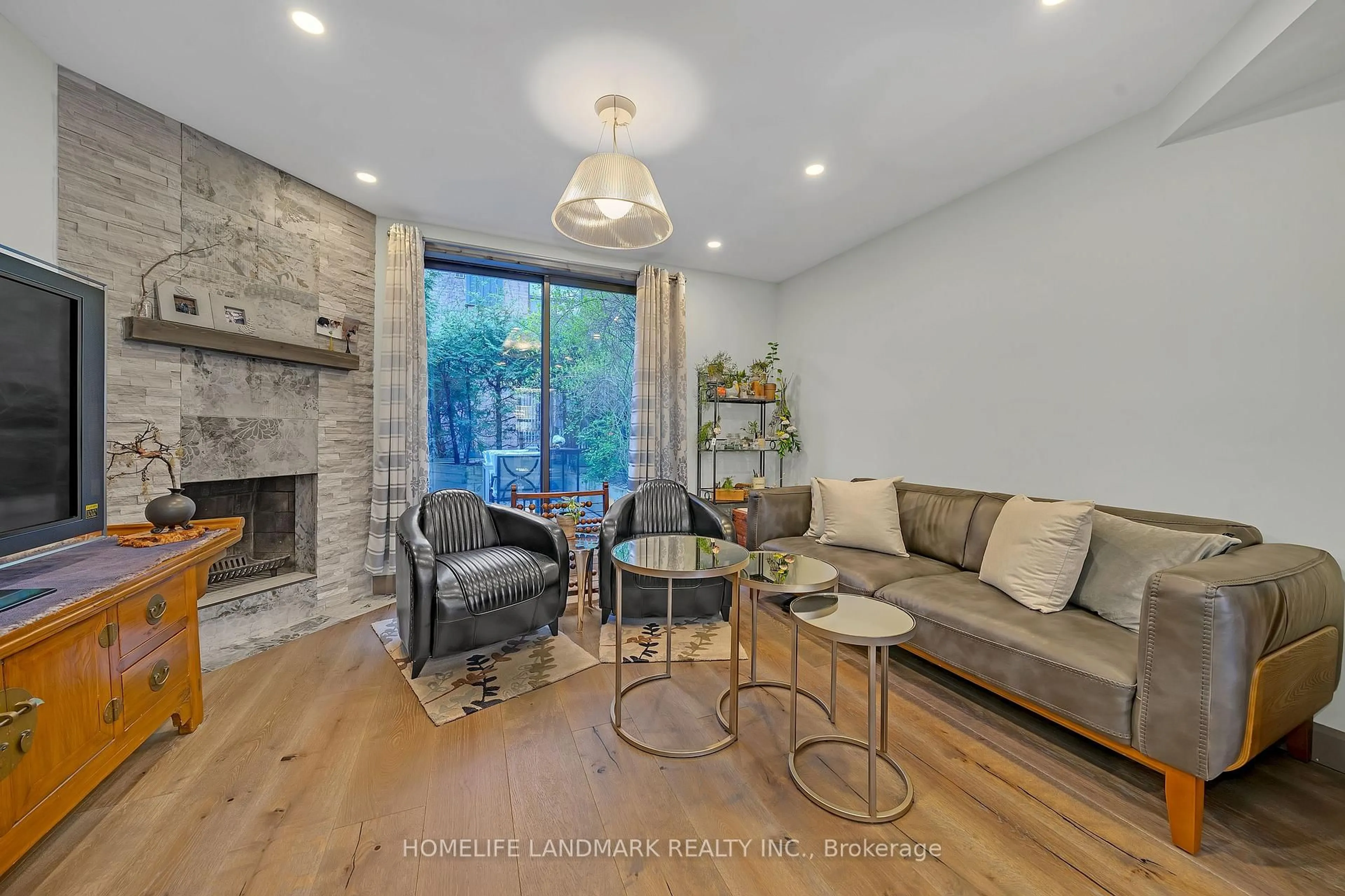 Living room with furniture, unknown for 21 Dundonald St #1, Toronto Ontario M4Y 1K3