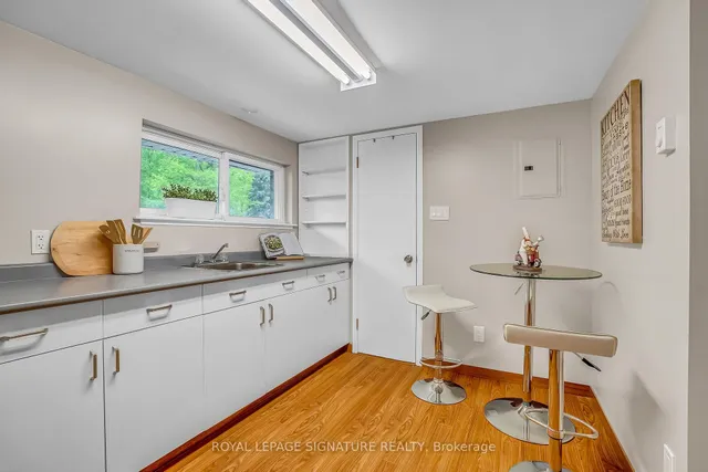 Additional property image - 8 Silverdale Cres
