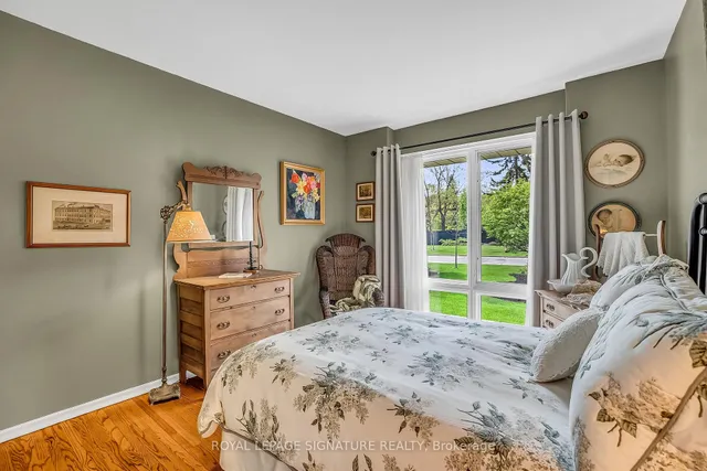Additional property image - 24 Deepwood Cres