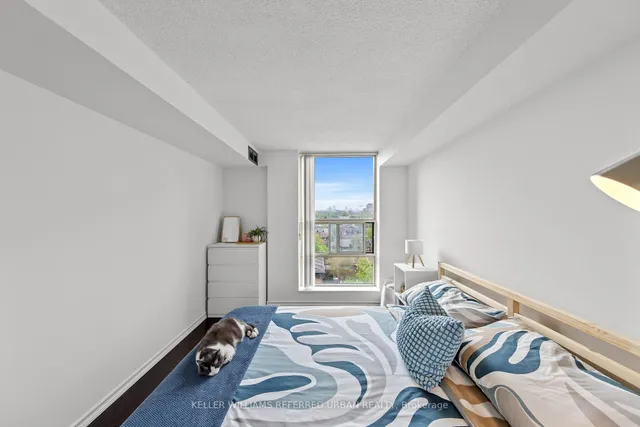 Additional property image - 725 King St Unit 1011