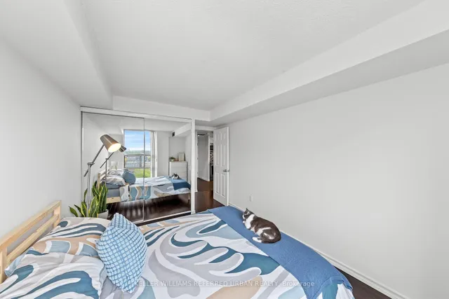 Additional property image - 725 King St Unit 1011