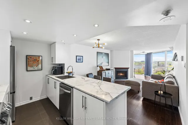 Additional property image - 725 King St Unit 1011