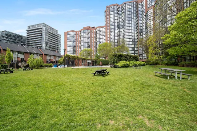 Additional property image - 725 King St Unit 1011