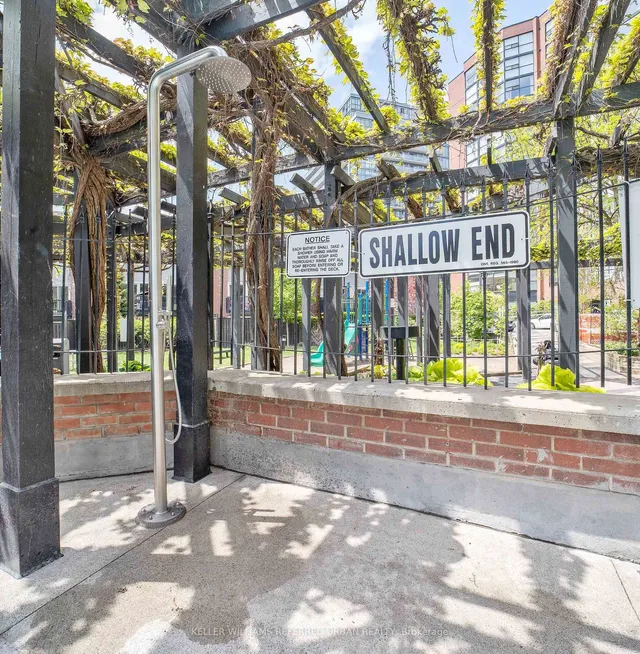 Additional property image - 725 King St Unit 1011
