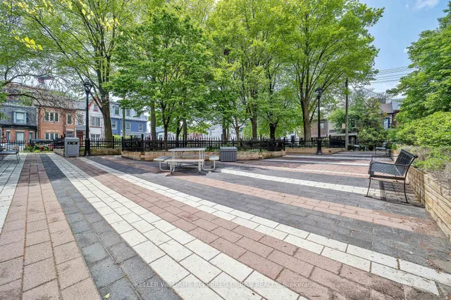 Additional property image - 725 King St Unit 1011