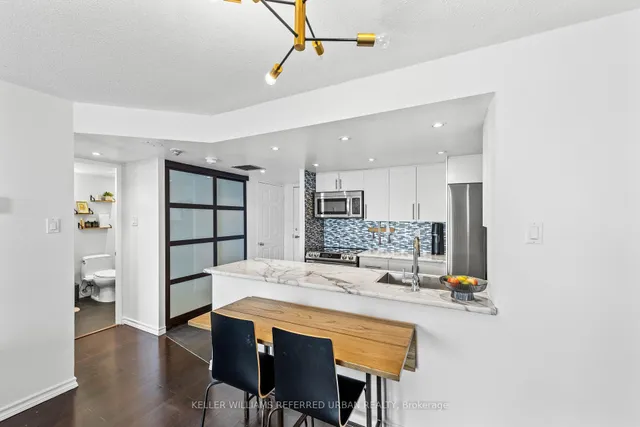 Additional property image - 725 King St Unit 1011