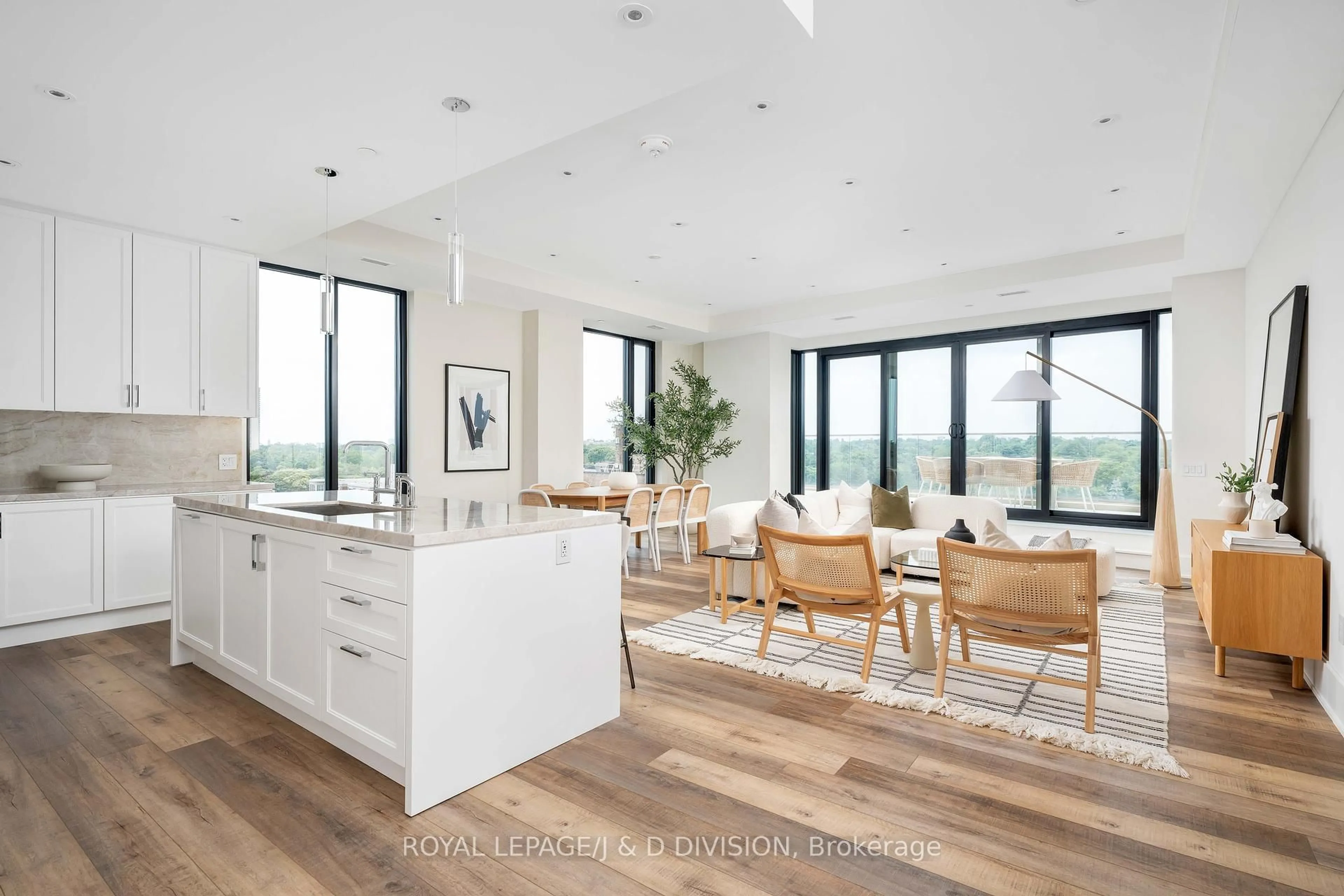 Open concept kitchen, unknown for 1 Strathgowan Ave #801, Toronto Ontario M4N 0B3