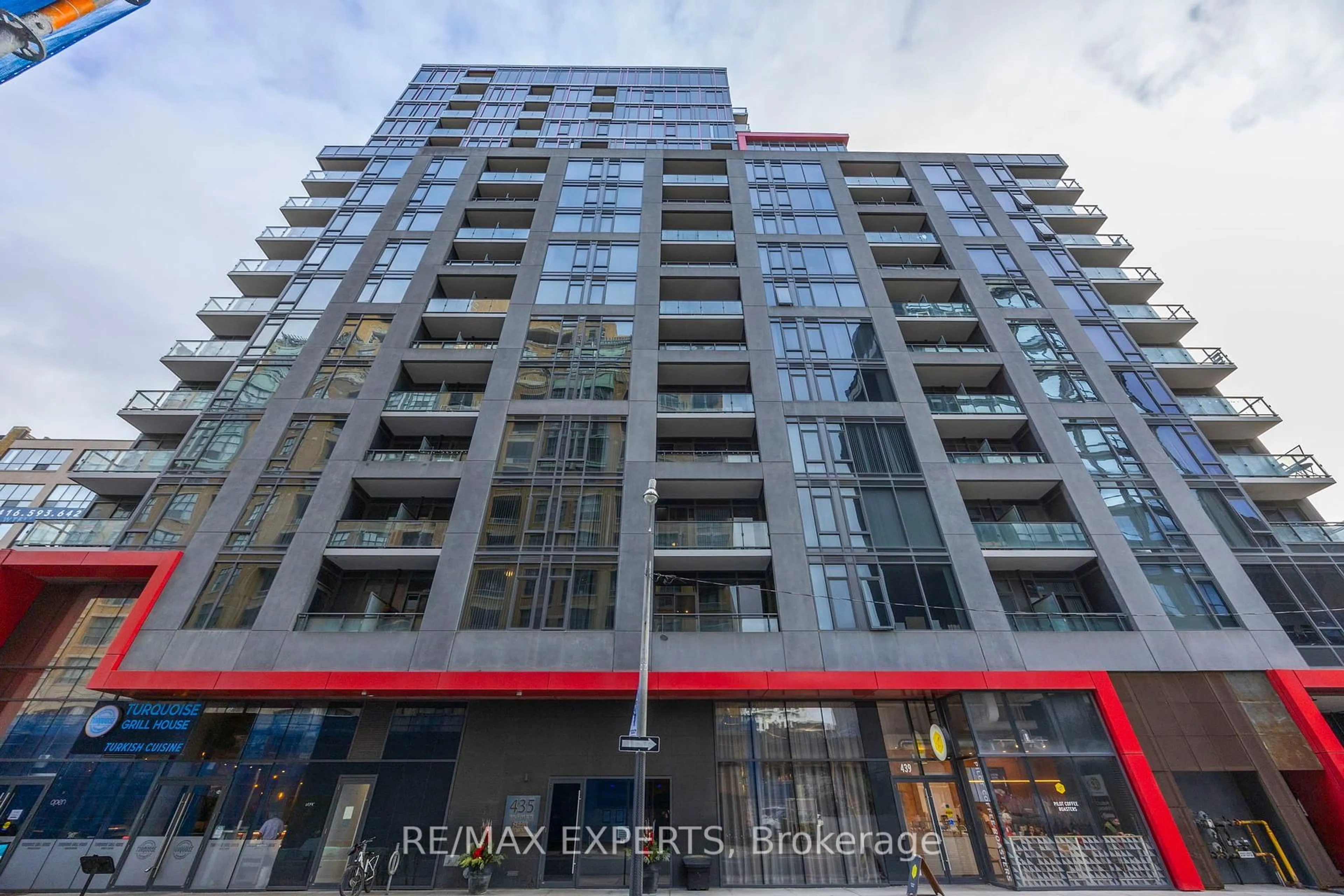 Unknown for 435 Richmond St #802, Toronto Ontario M5V 0N3