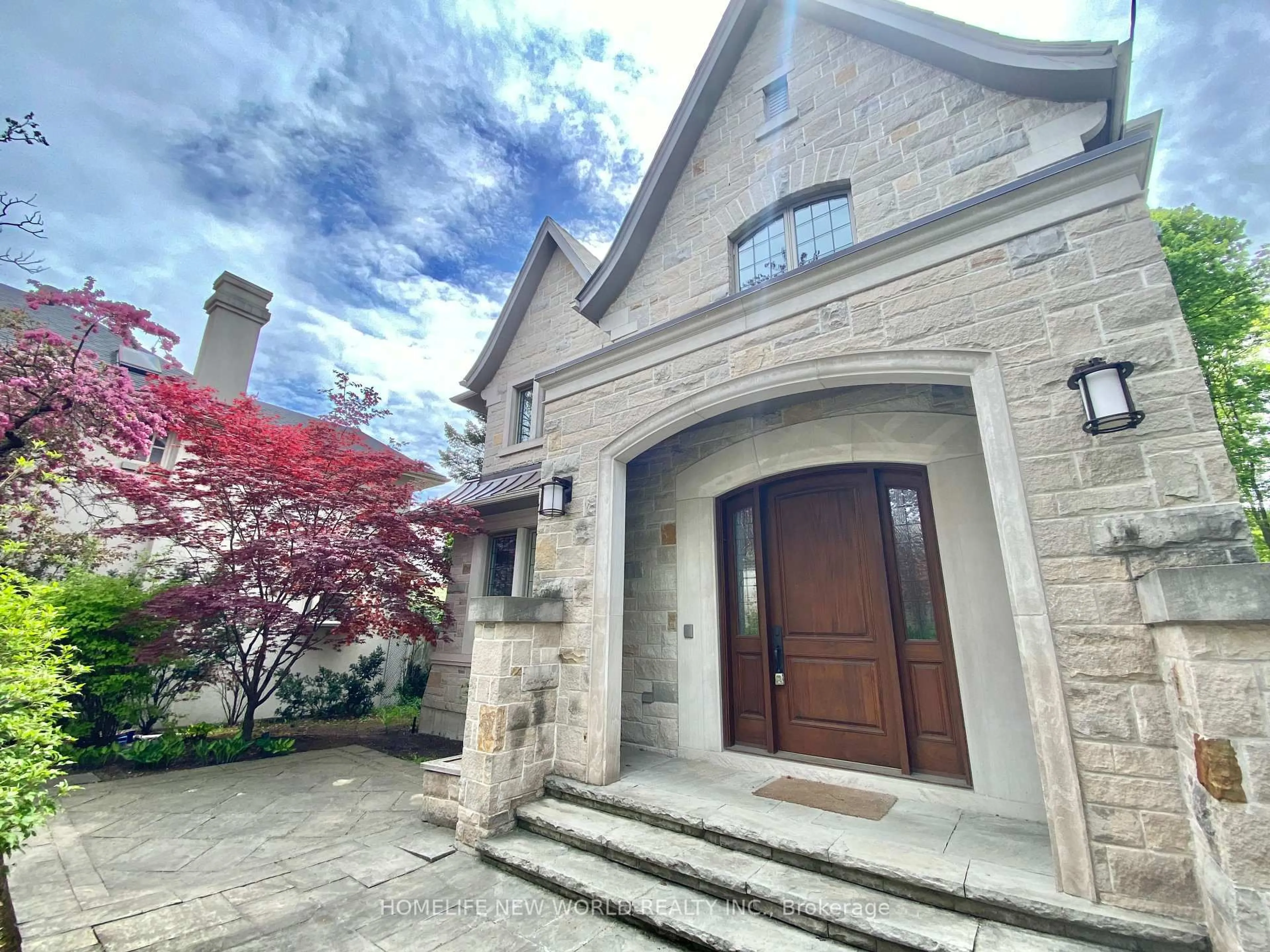Unknown for 94 Inglewood Dr, Toronto Ontario M4T 1H5