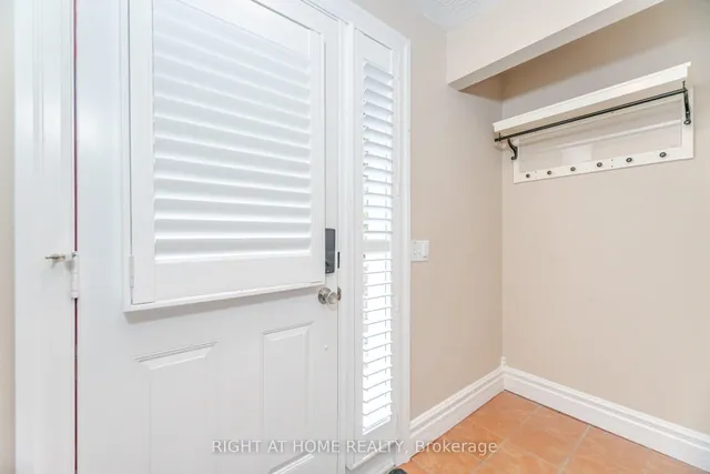 Additional image 45 of 41 Acores Ave