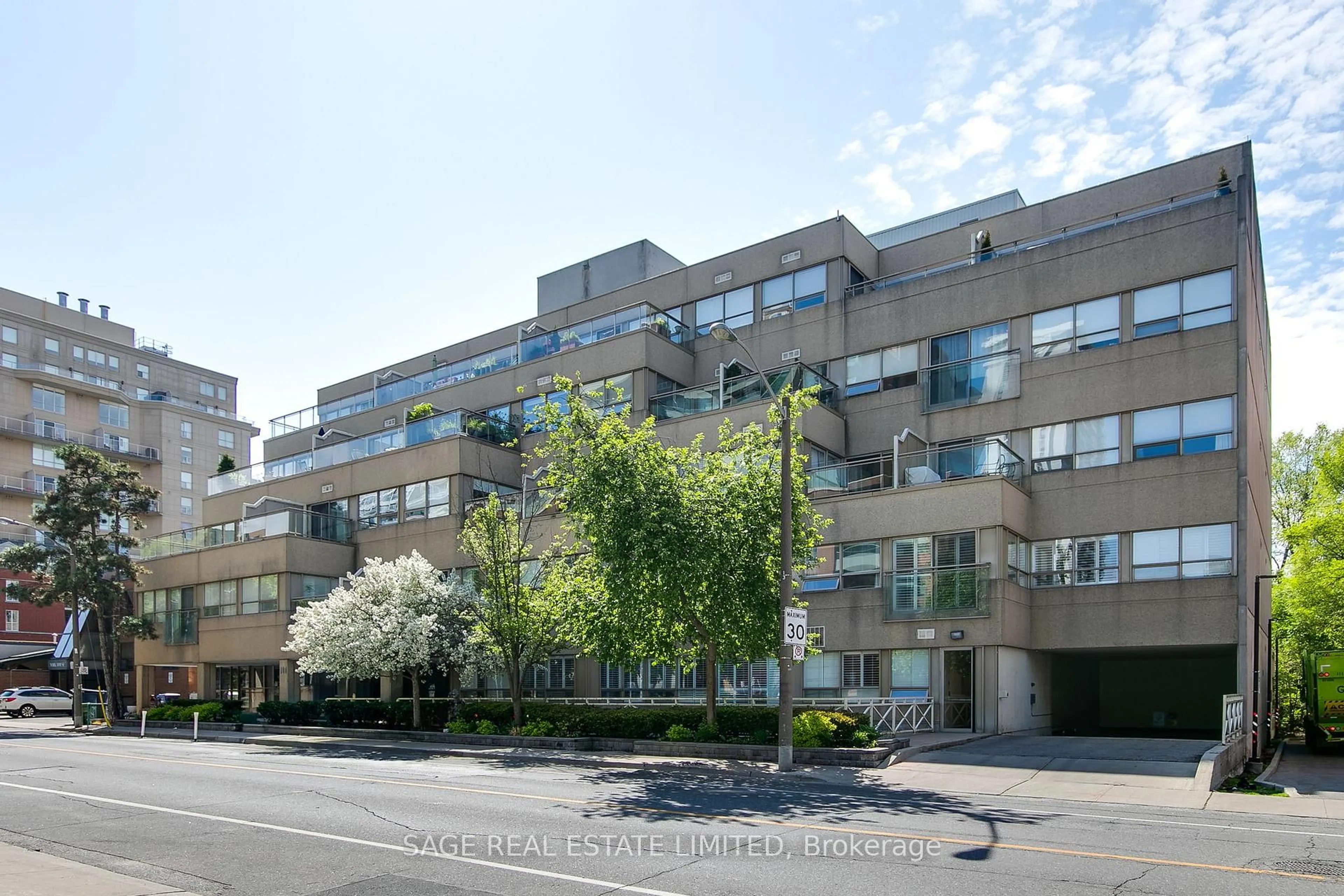 Unknown for 111 Merton St #102, Toronto Ontario M4S 3A7