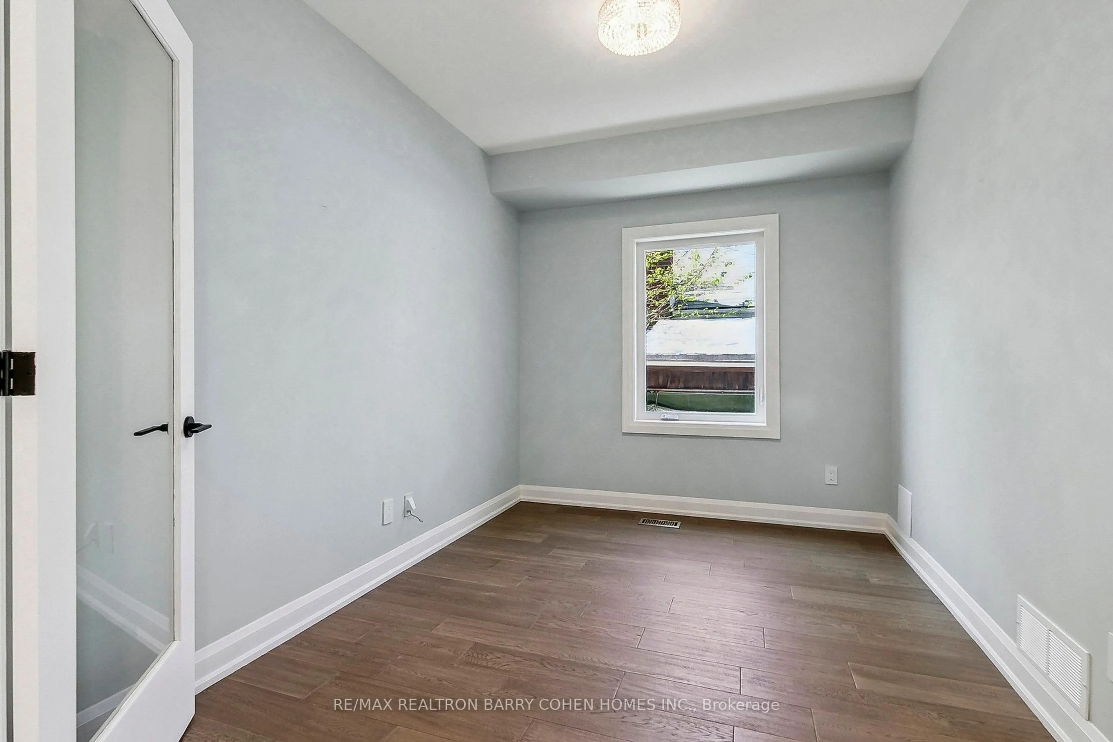 A pic of a room for 168 Haddington Ave, Toronto Ontario M5M 2P6