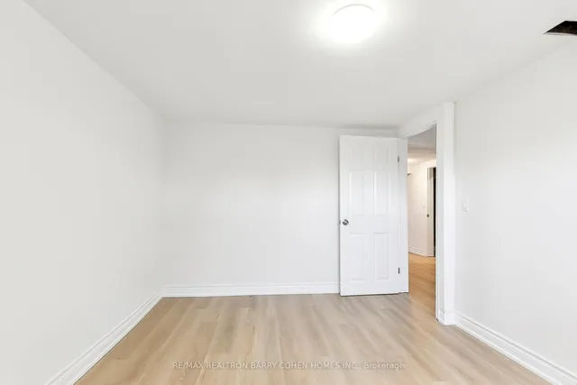 Additional property image - 44 Broadlands Blvd