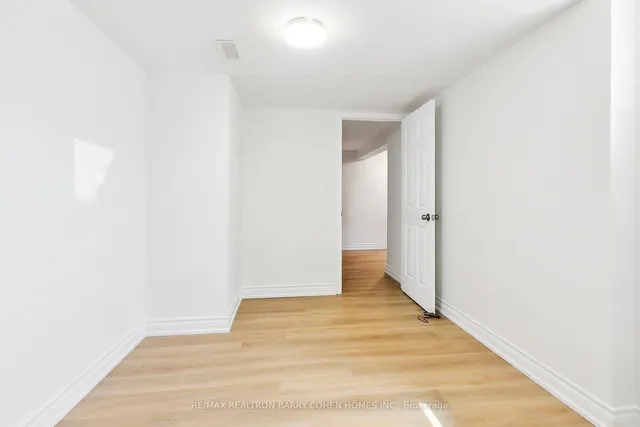 Additional property image - 44 Broadlands Blvd