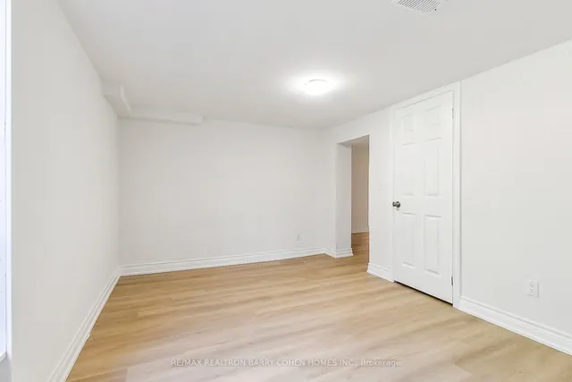 Additional property image - 44 Broadlands Blvd