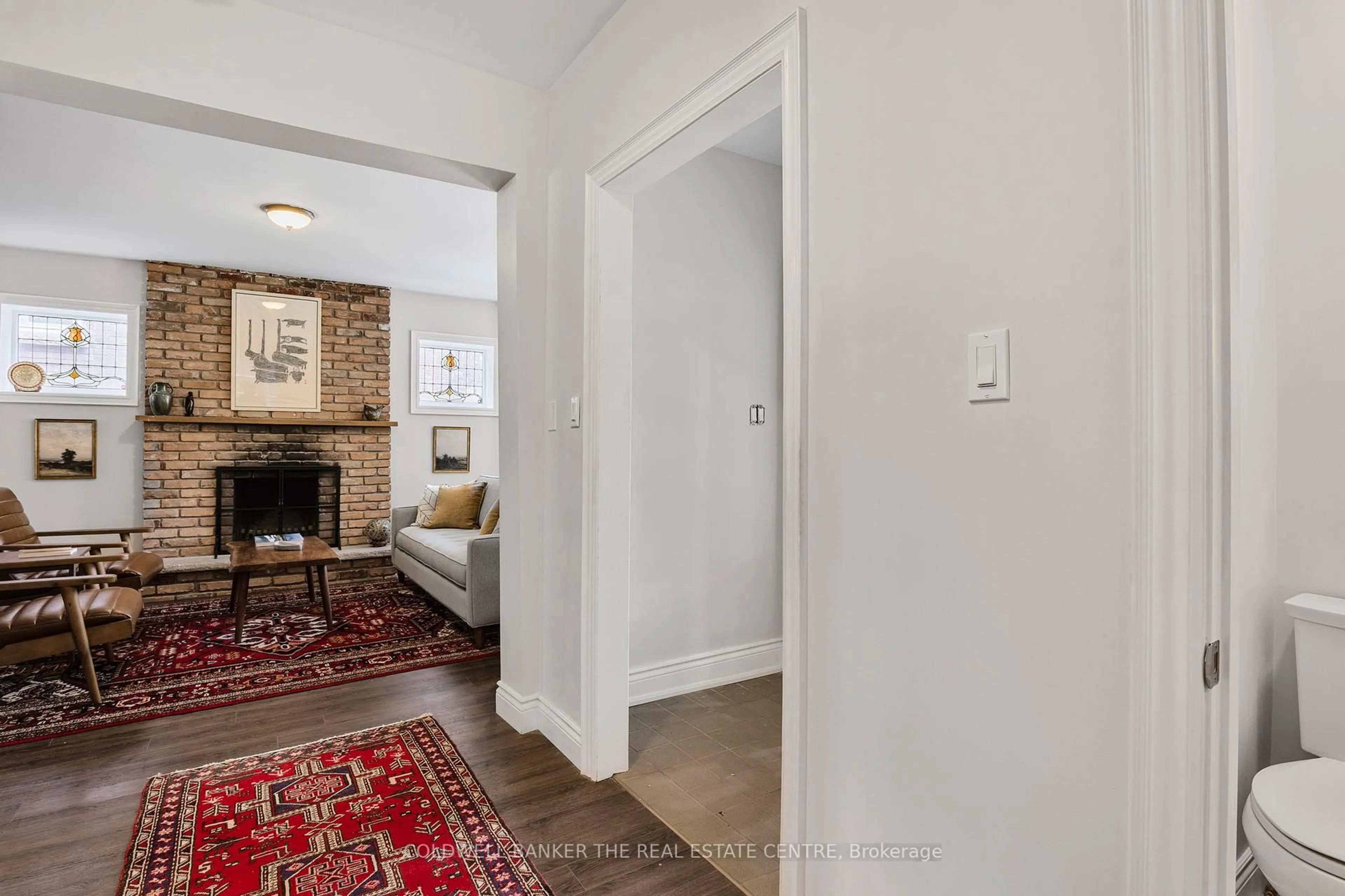 Indoor entryway for 148 Rusholme Rd, Toronto Ontario M6H 2Y7