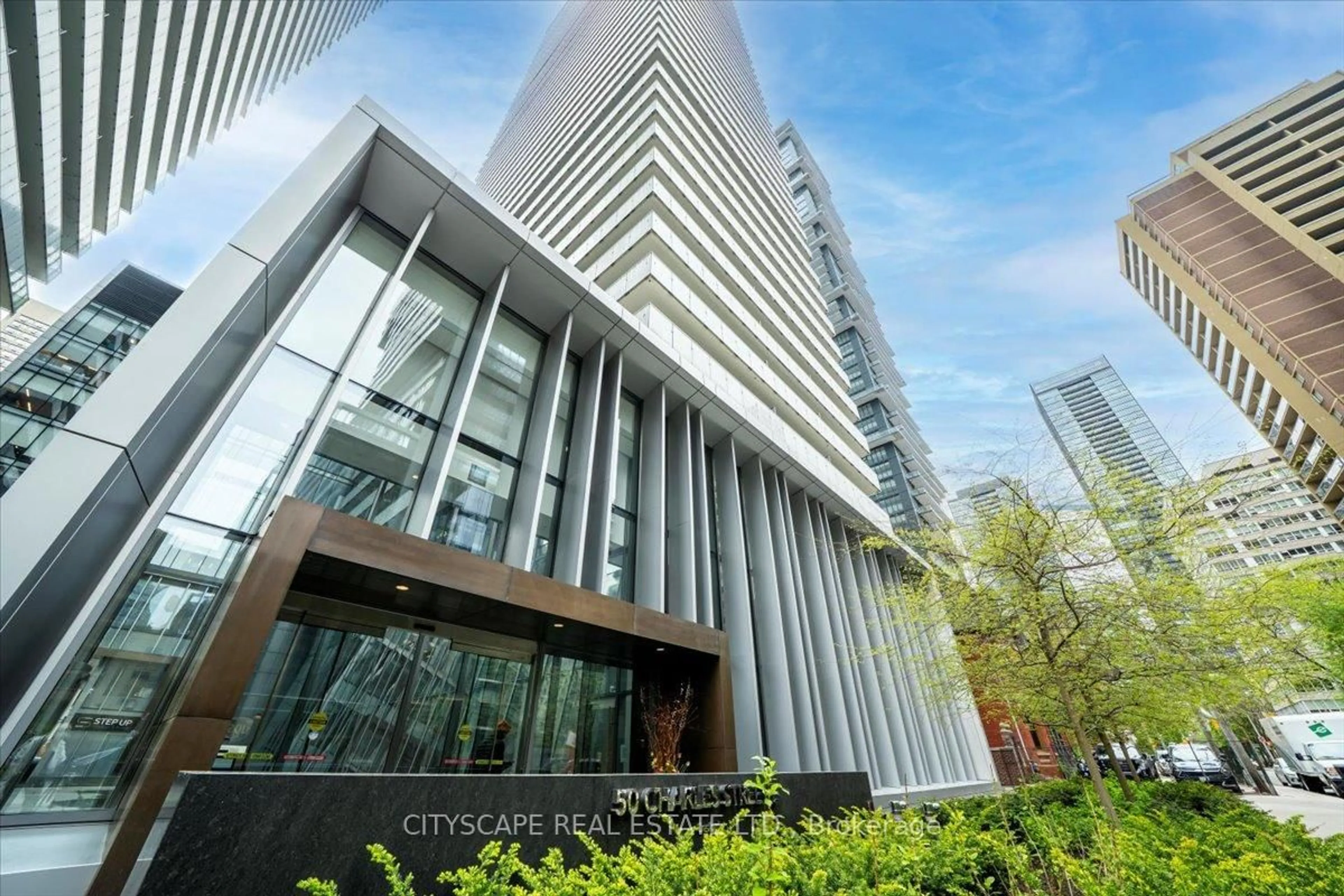 Indoor foyer for 50 Charles St #711, Toronto Ontario M4Y 0C3