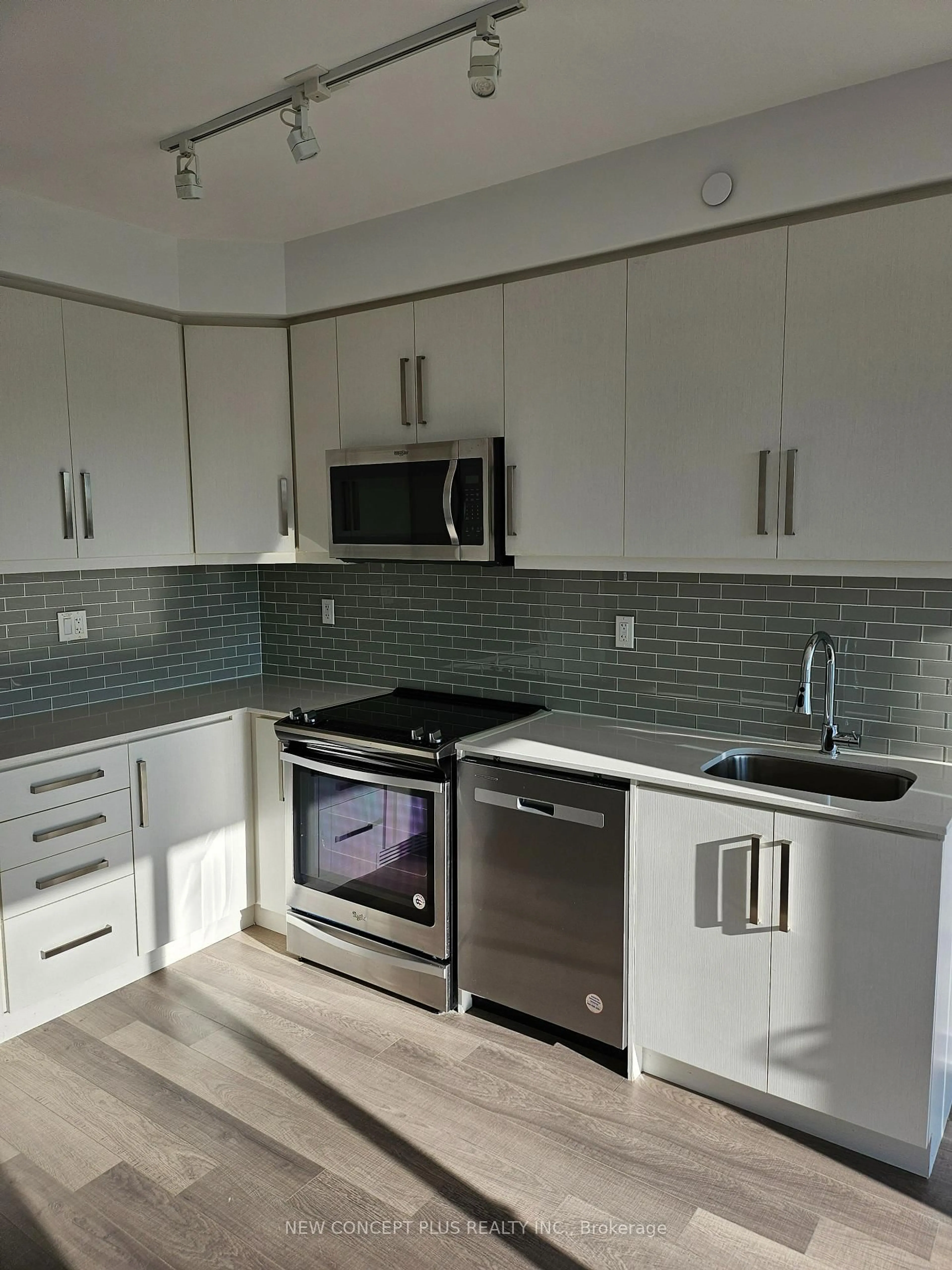 Open concept kitchen, unknown for 5180 Yonge St #1505, Toronto Ontario M2N 0K5