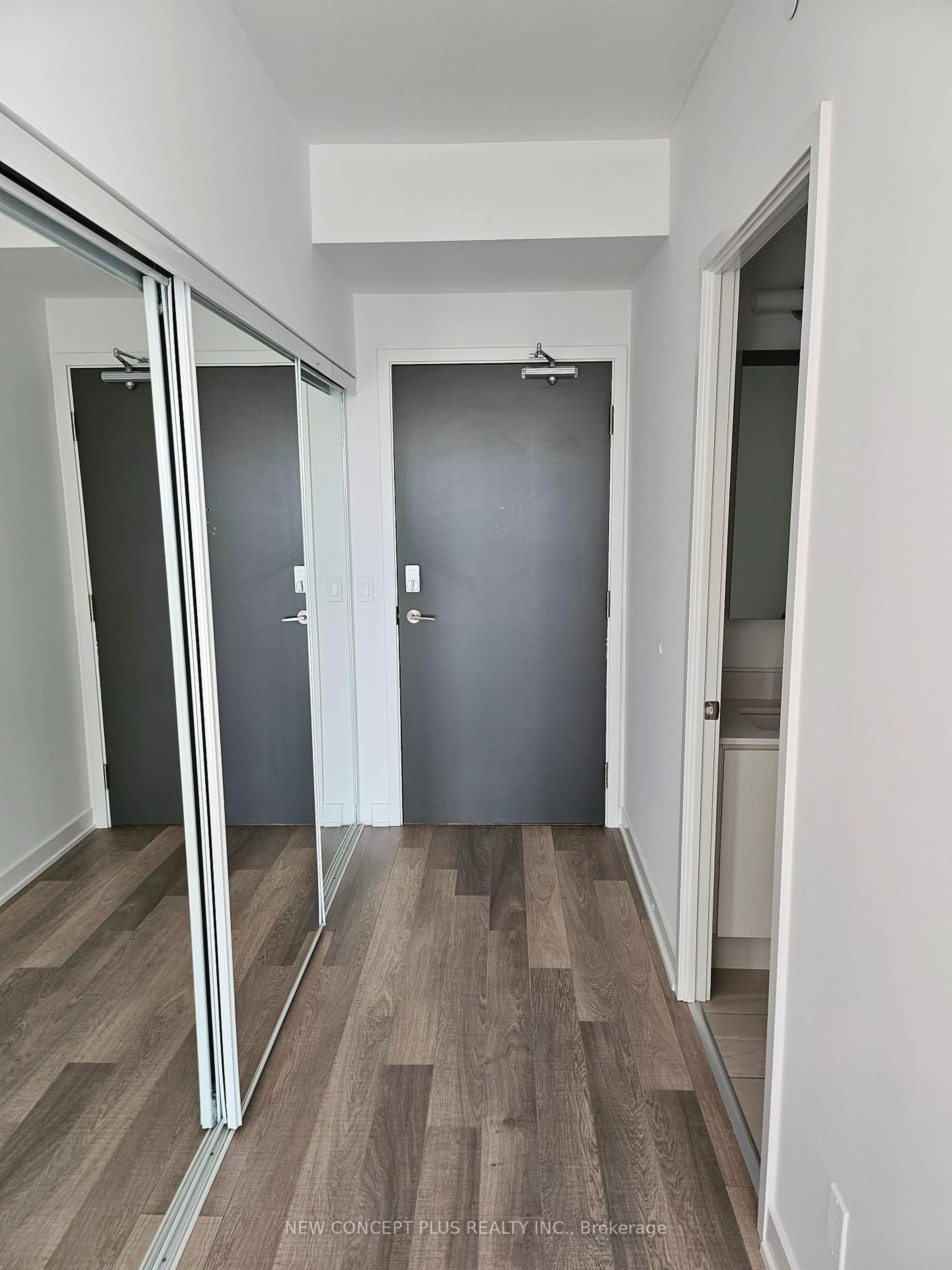 Unknown for 5180 Yonge St #1505, Toronto Ontario M2N 0K5