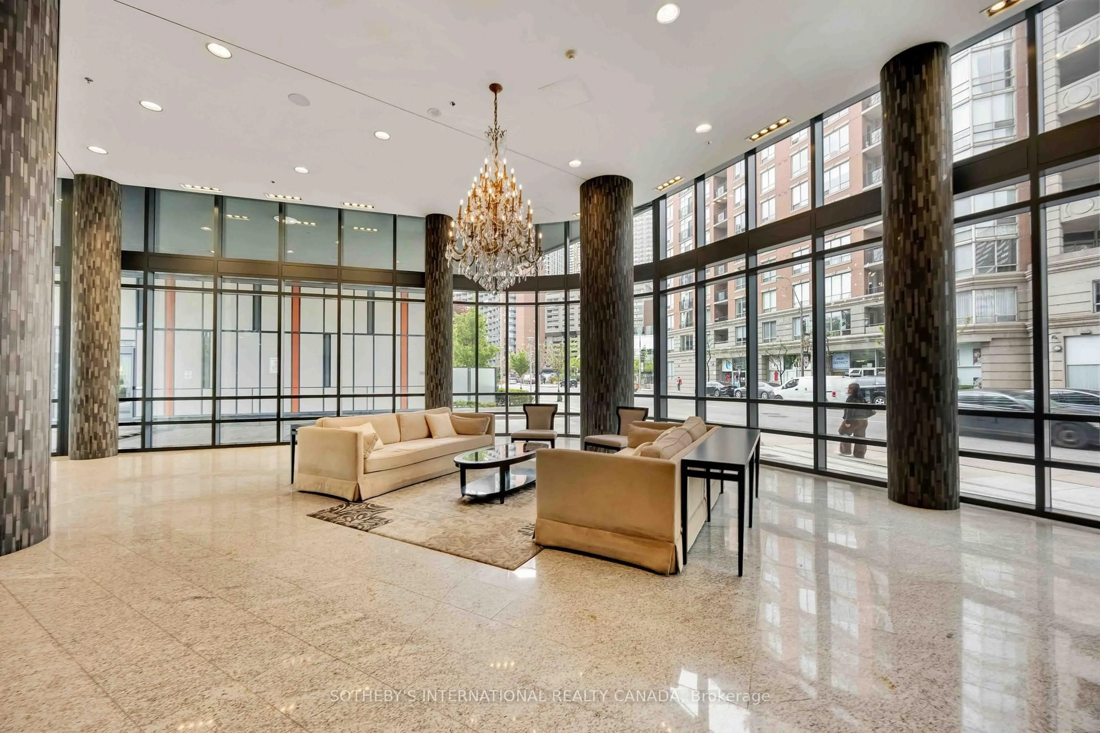 Lobby for 825 Church St #510, Toronto Ontario M4W 3Z4