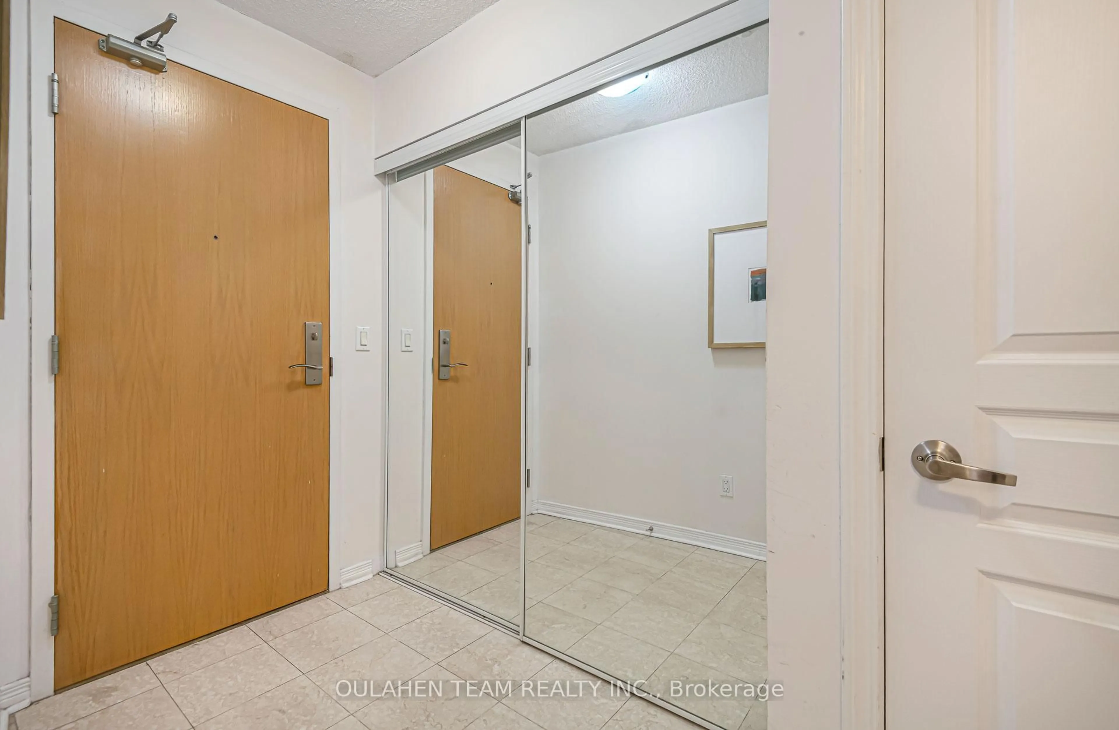 Unknown for 509 Beecroft Rd #517, Toronto Ontario M2N 0A3