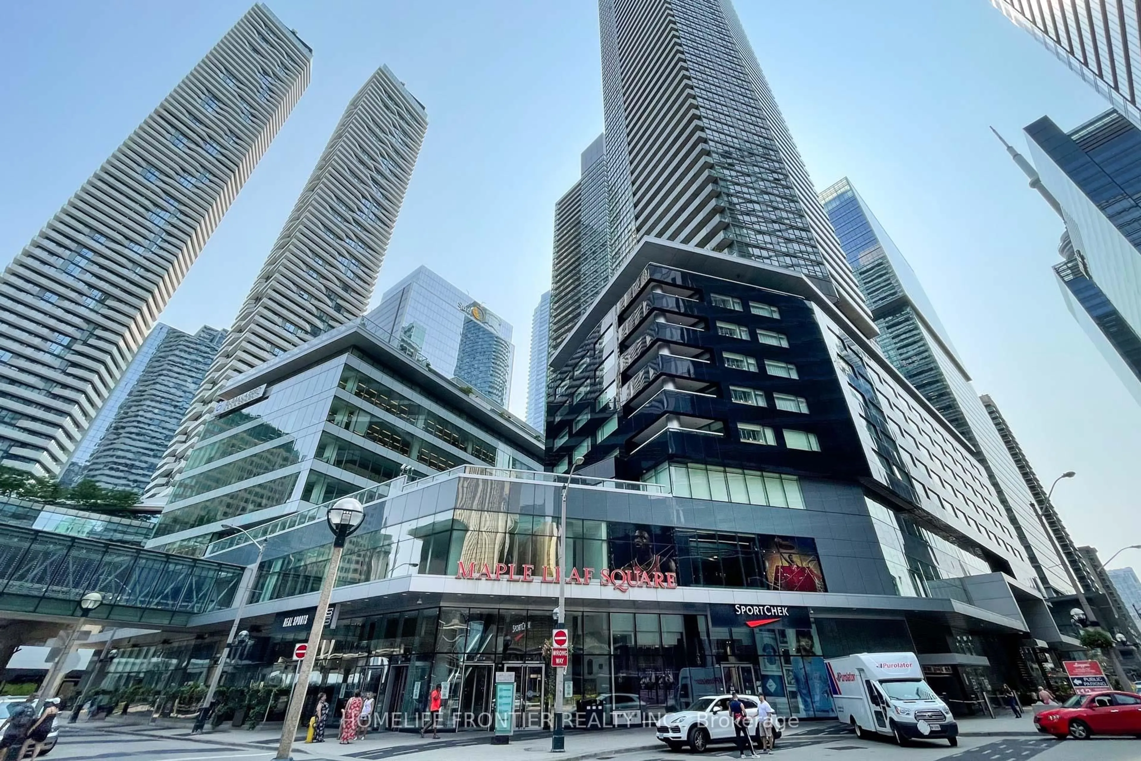 Unknown for 65 Bremner Blvd #2111, Toronto Ontario M5J 0A7