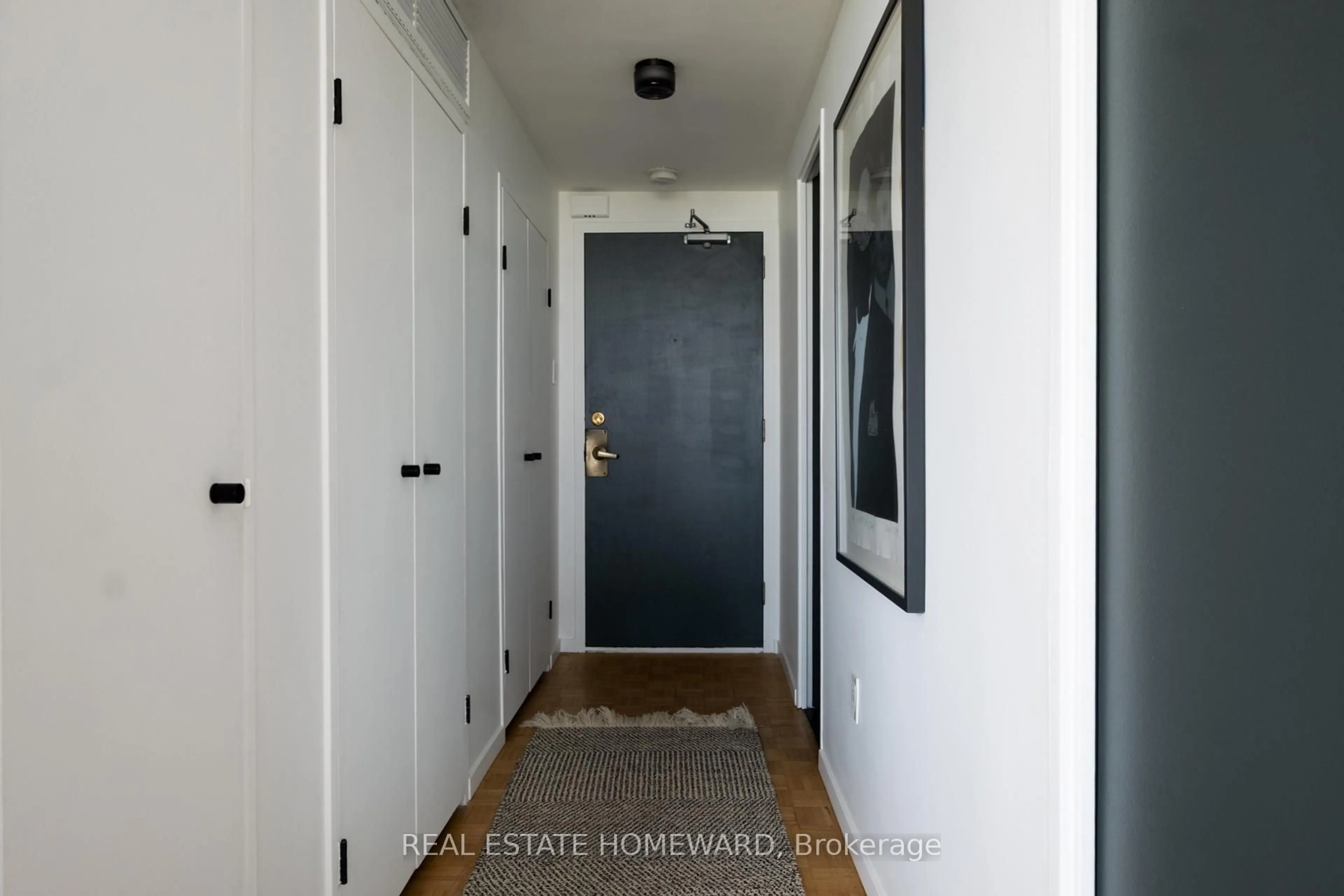 Indoor entryway for 190 St. George St #1106, Toronto Ontario M5R 2N4
