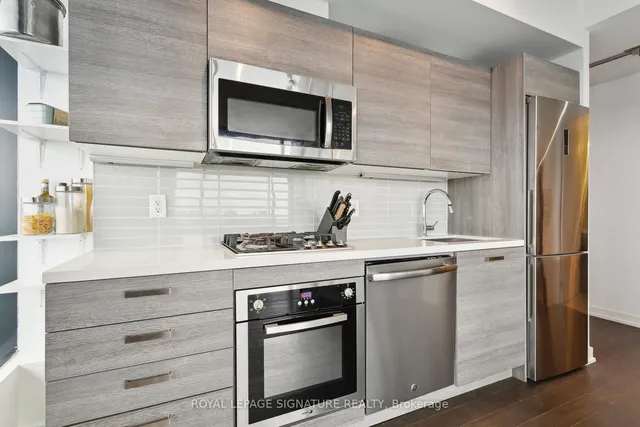 Additional property image - 11 Charlotte St Unit 2803